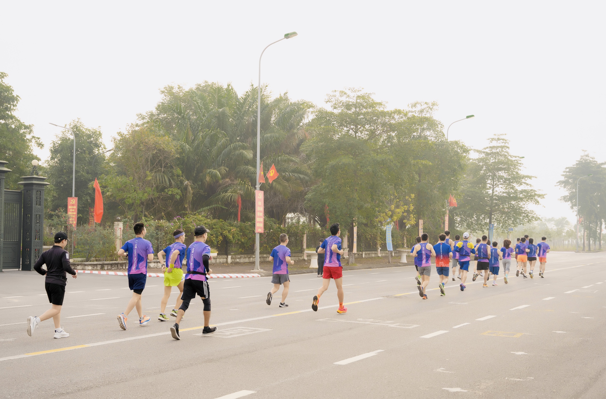 Từ nữ công sở đi bộ 500 m đã ‘hổn hển’ đến chạy quãng đường 20 km- Ảnh 4.