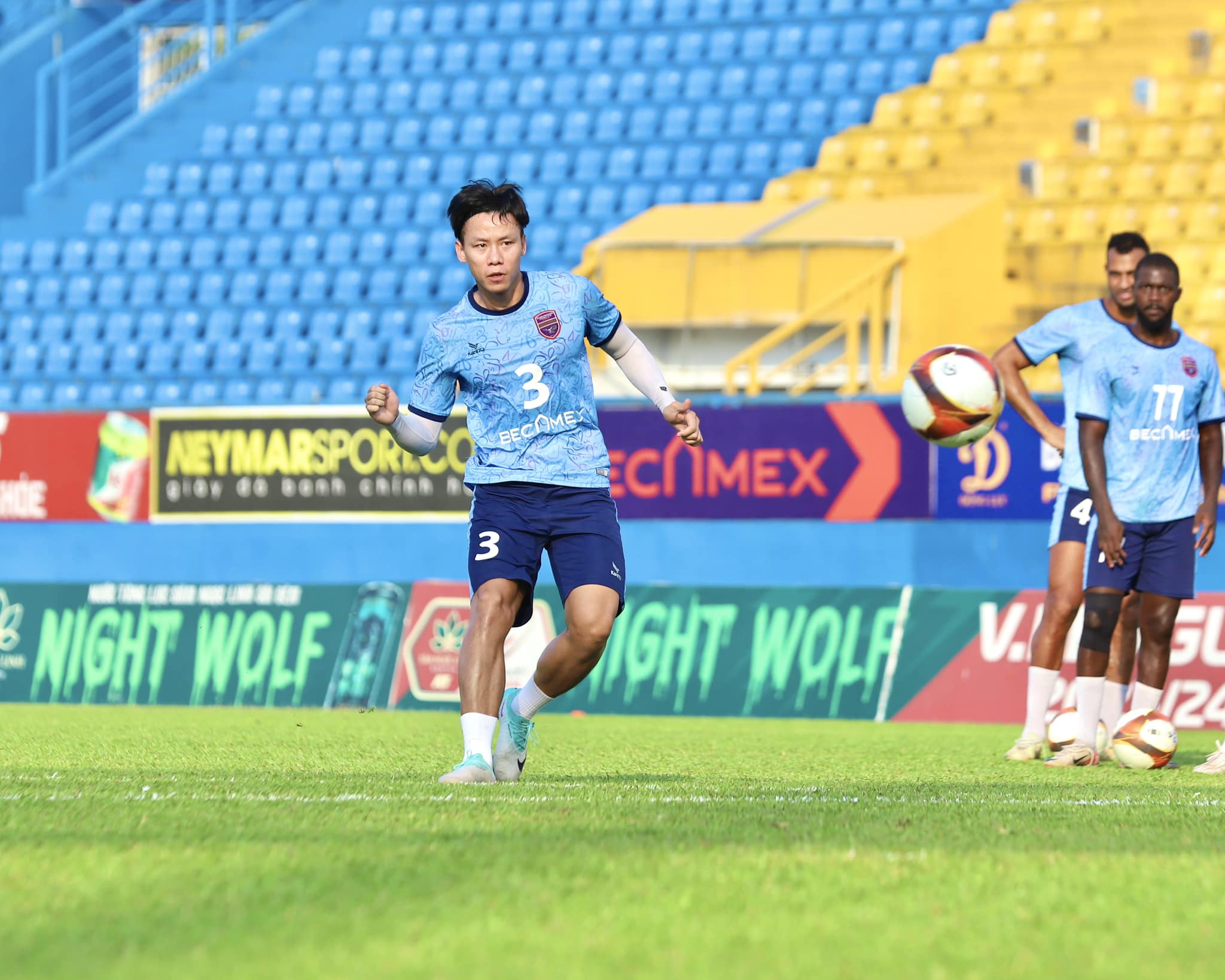 Lịch thi đấu V-League hôm nay: HLV Huỳnh Đức cùng CLB Bình Dương trở lại ấn tượng?- Ảnh 2.