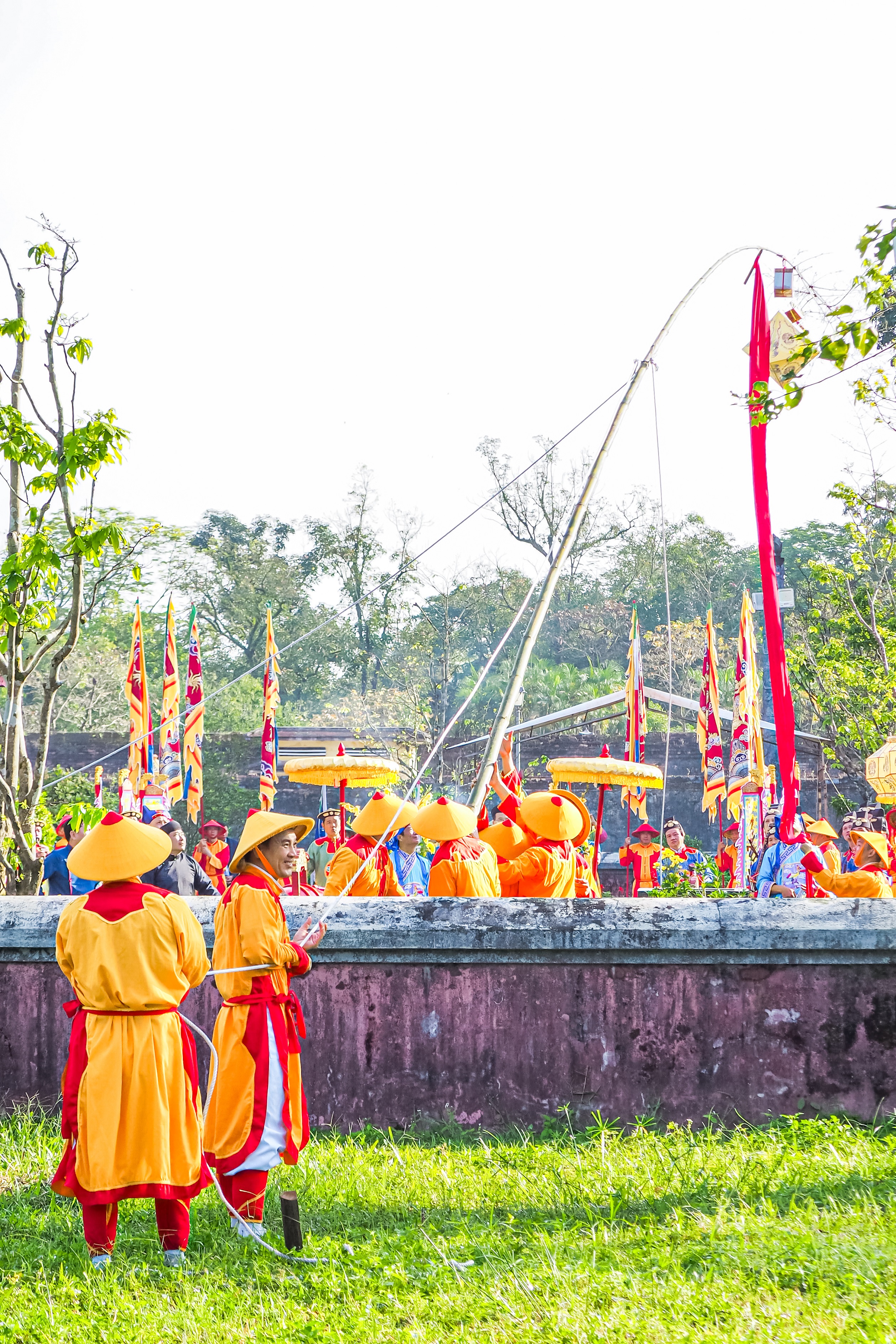 Thi ảnh Khát vọng năm rồng: Lễ hạ nêu và khai ấn đầu năm- Ảnh 4.