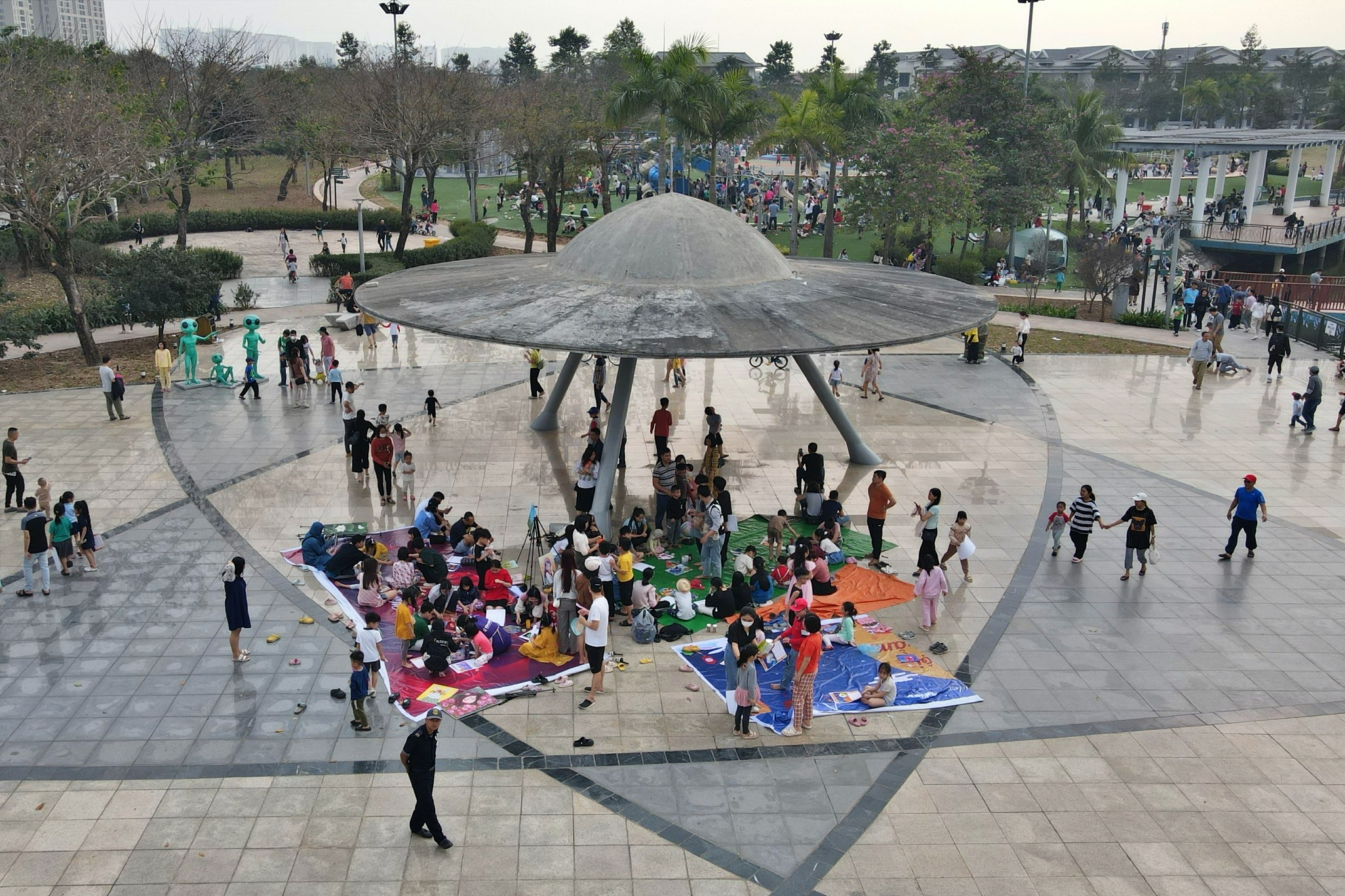 Hà Nội tạm mở cửa công viên Thiên văn học 260 tỉ sau 4 năm 'trùm mền'- Ảnh 4.