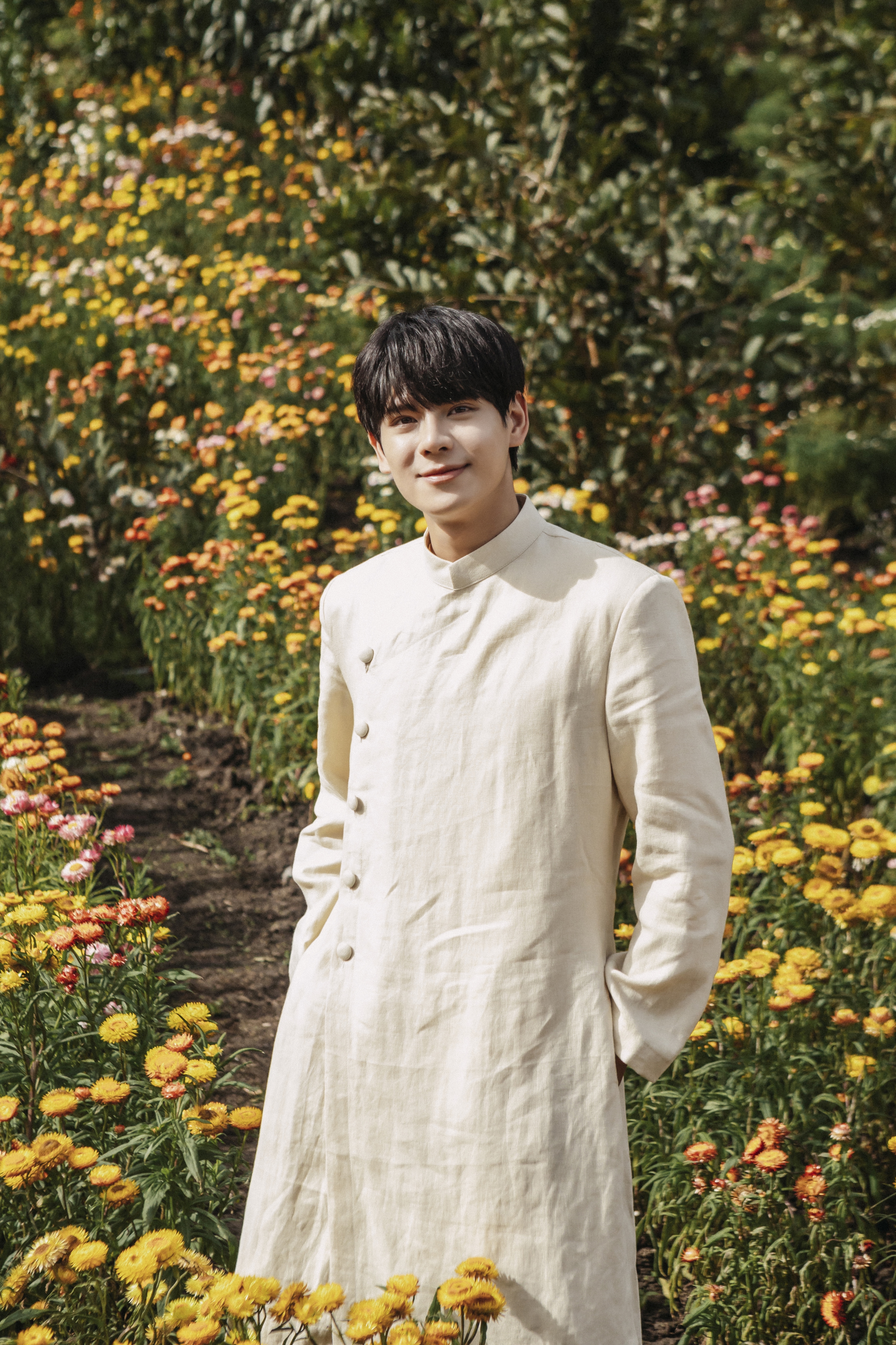 Vợ chồng L&yacute; Hải du xu&acirc;n c&ugrave;ng d&agrave;n diễn vi&ecirc;n 'Lật mặt 7'- Ảnh 16.