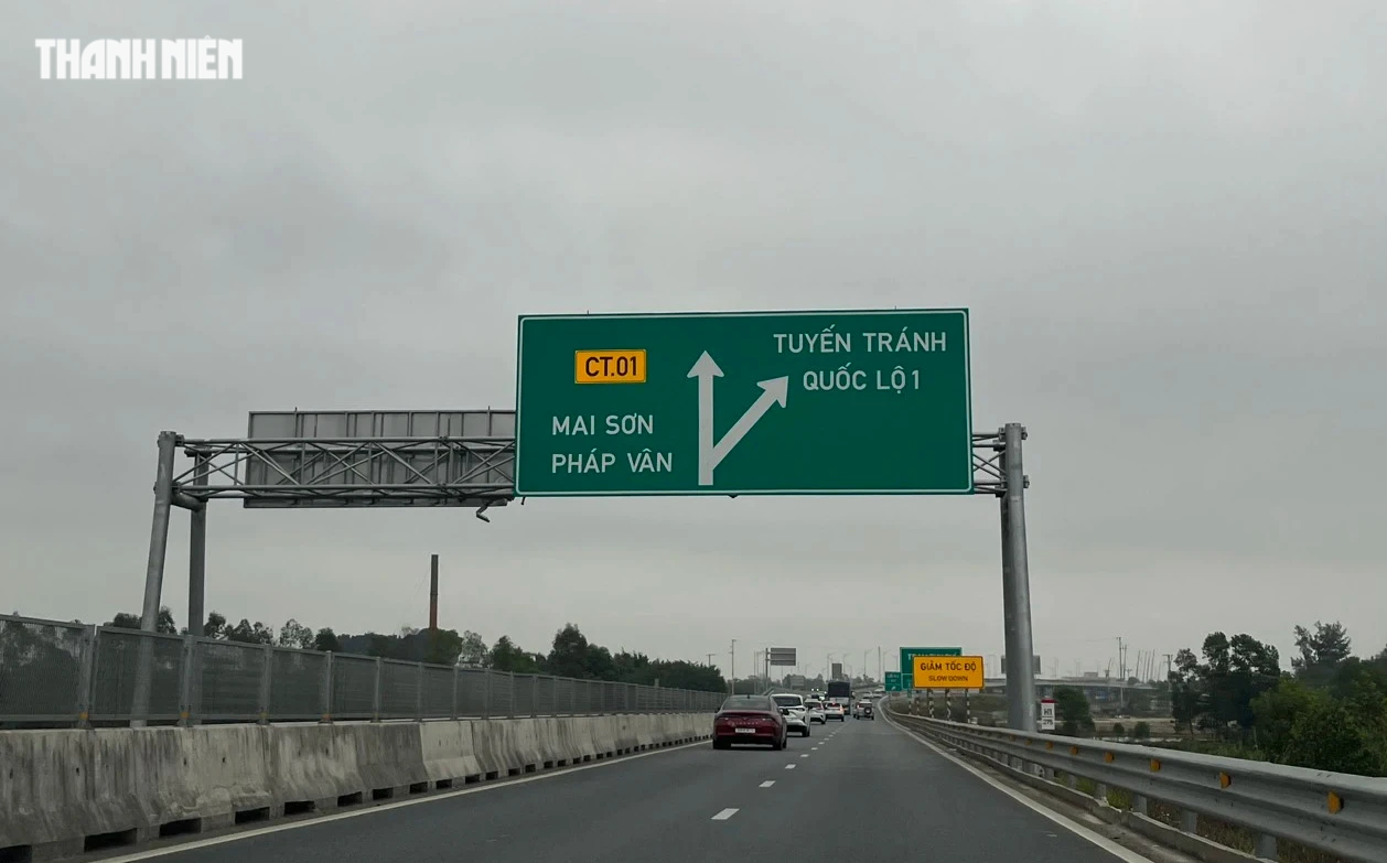 Lái xe trên cao tốc tại Việt Nam cần chuẩn bị trước những gì?- Ảnh 2.