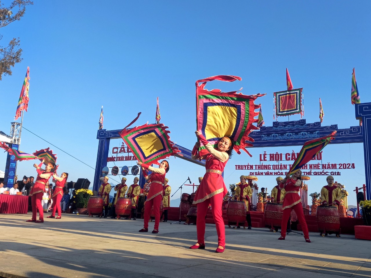 Ngư dân Đà Nẵng tranh tài tại lễ hội cầu ngư truyền thống- Ảnh 3.