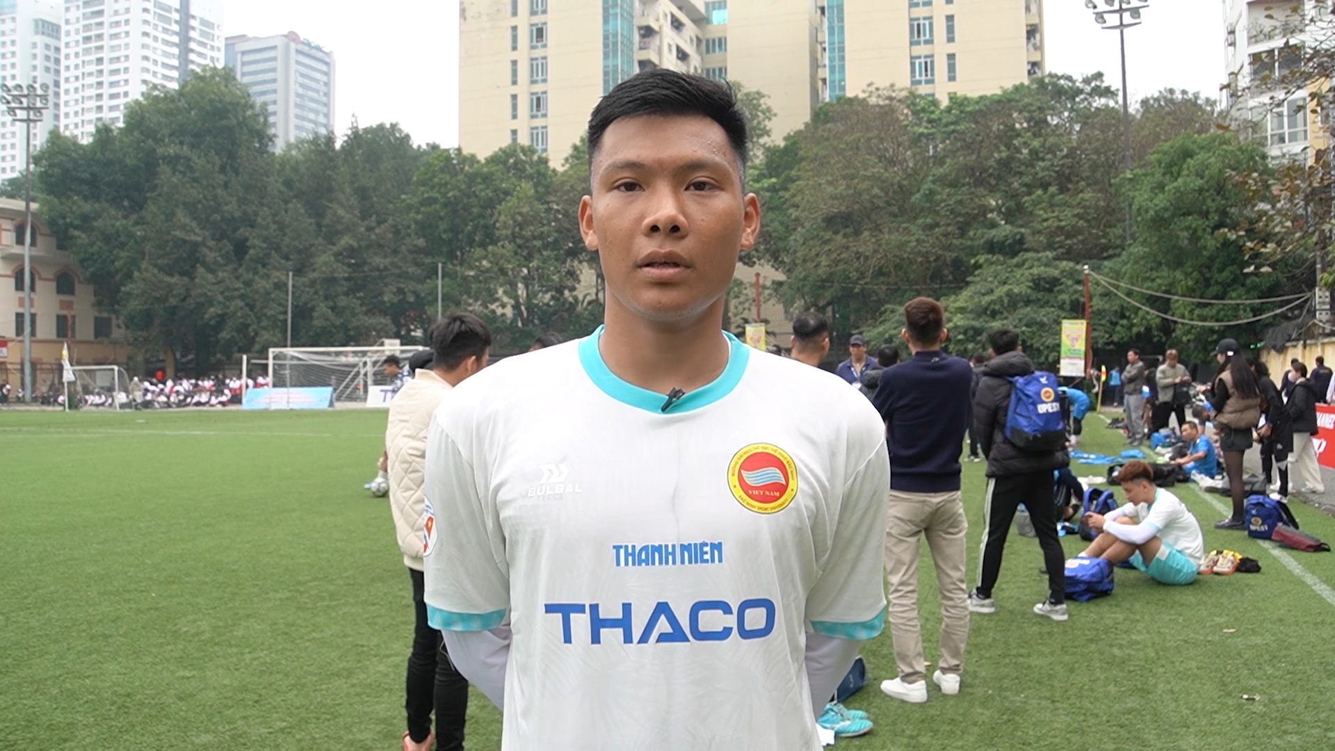 Trước trận 'chung kết bảng', tiền đạo ĐH TDTT Bắc Ninh e ngại nhất cầu thủ này của ĐH Thủy Lợi- Ảnh 4.