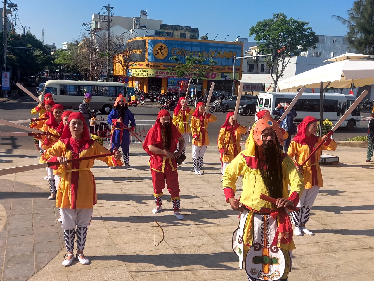 Ngư dân Đà Nẵng tranh tài tại lễ hội cầu ngư truyền thống- Ảnh 6.