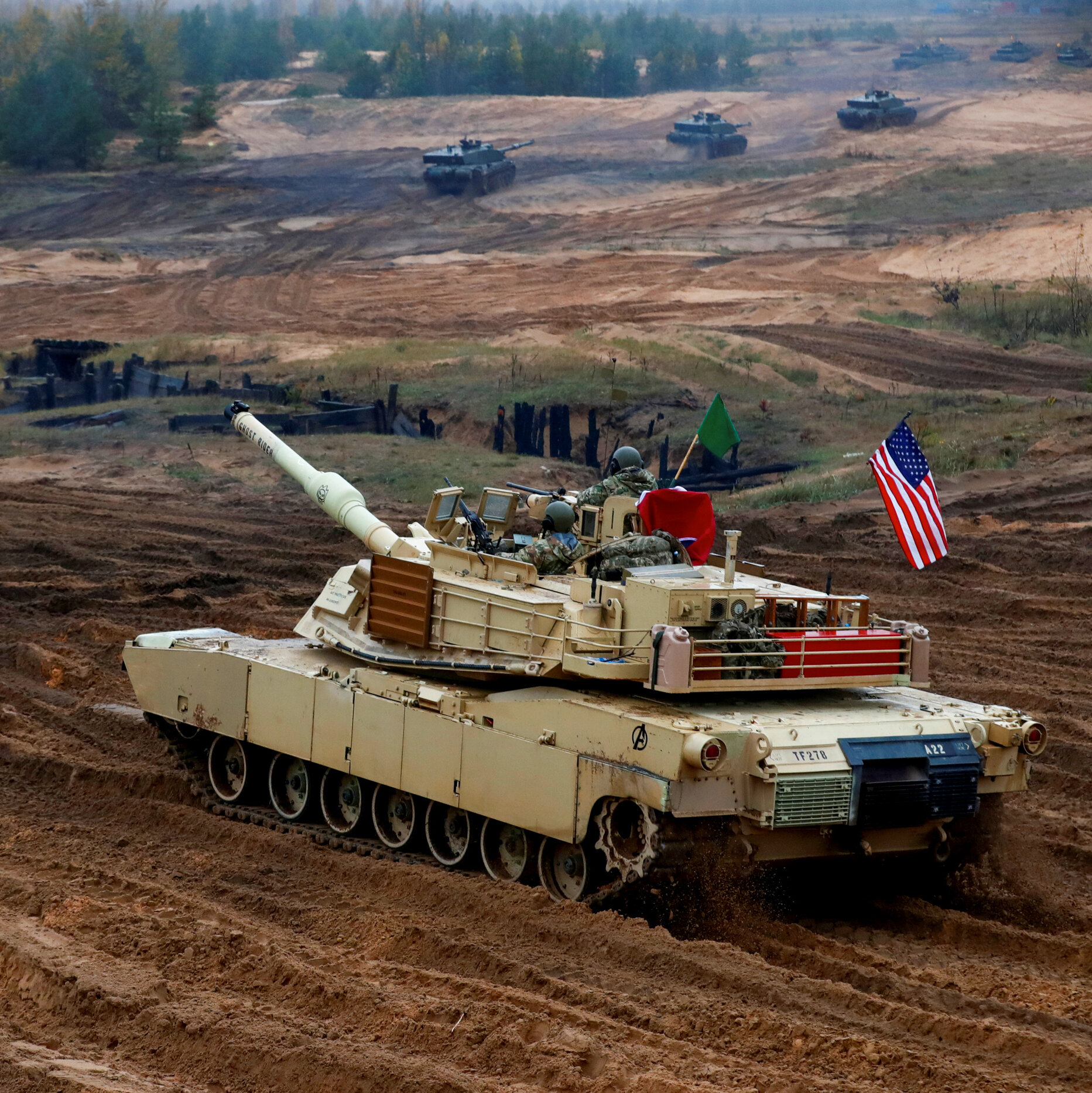 Thêm video khoảnh khắc xe tăng Abrams Mỹ trúng đạn bùng cháy ở Ukraine- Ảnh 2.