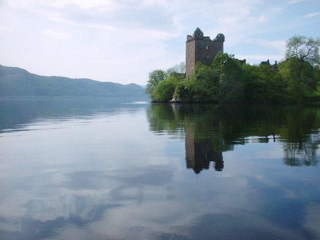 Bạn có muốn tự khám phá bí ẩn hồ Loch Ness, dạo bộ trong cảnh thần tiên?- Ảnh 3.