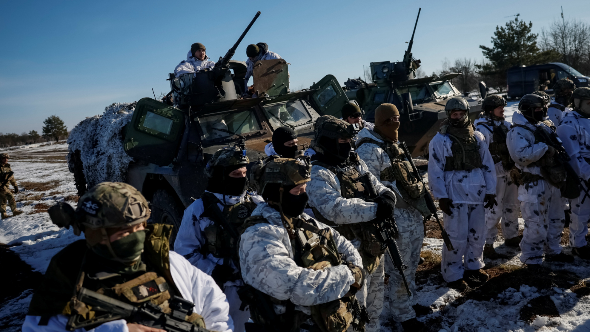 Ông Putin muốn lập vùng 'phi quân sự' ở Ukraine, Mỹ nêu điều kiện gì?- Ảnh 1.