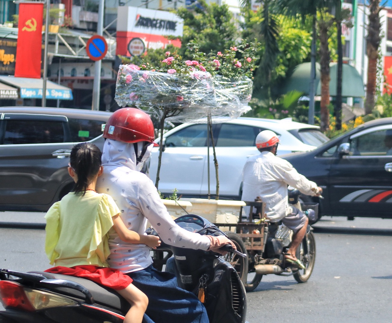 Nhiều đường trung tâm TP.HCM thông thoáng sát tết: Vẫn phải cẩn trọng khi lái xe- Ảnh 10.