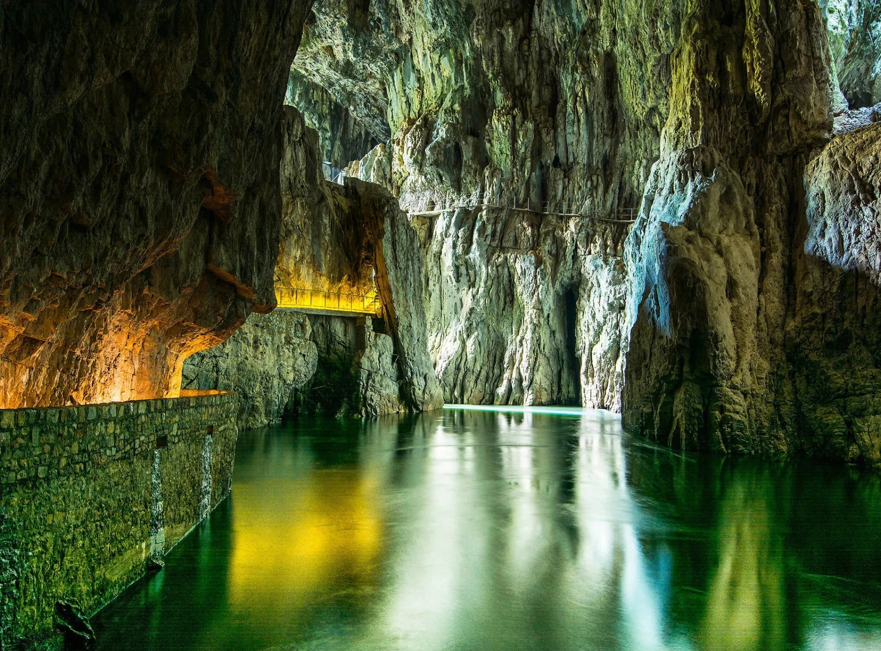 Việt Nam có đại diện trong top 10 hang động đẹp nhất thế giới- Ảnh 2.