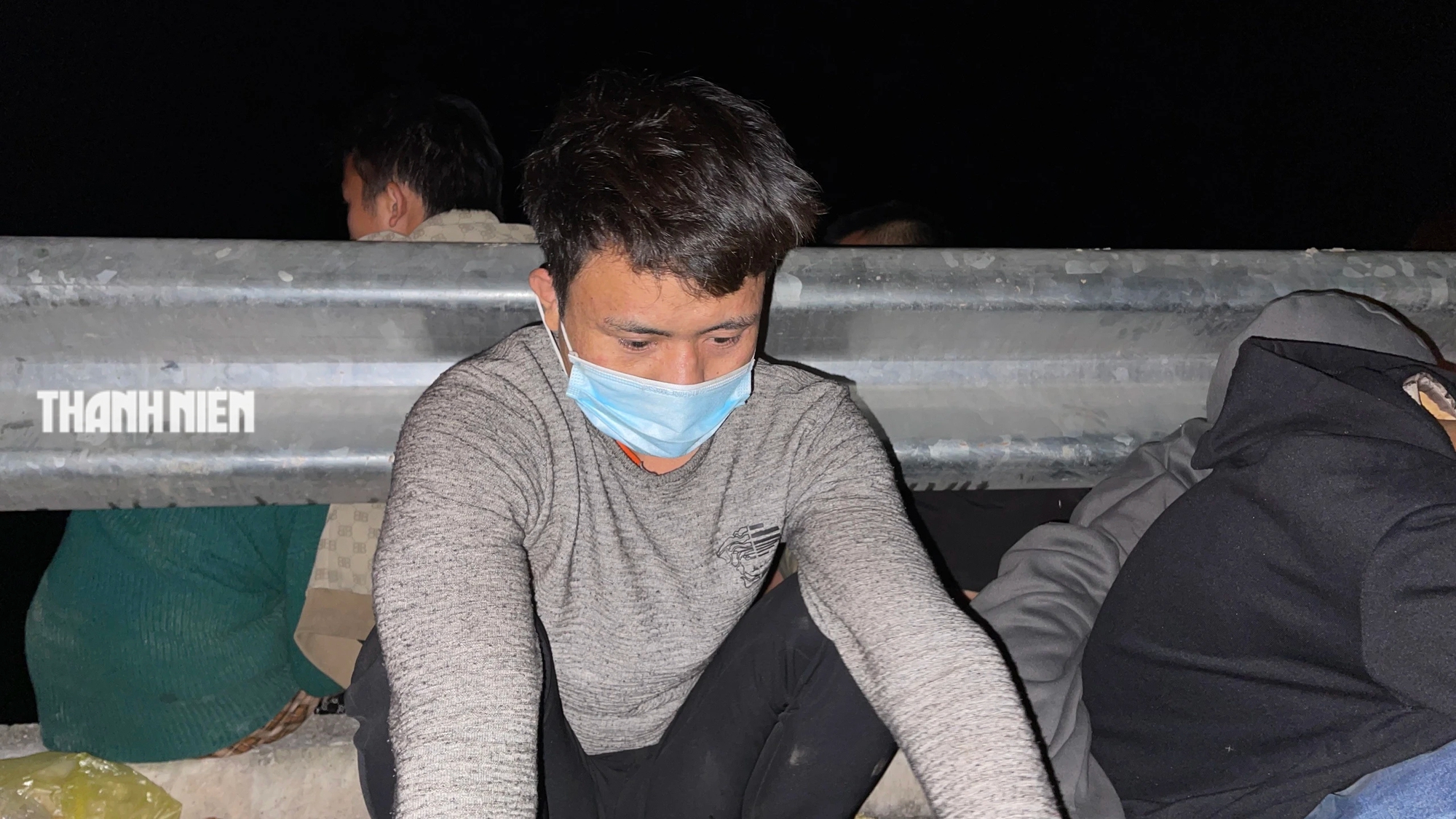 Tai nạn trên cao tốc Cam Lộ - La Sơn: Vợ chồng sắp cưới tử vong- Ảnh 4.