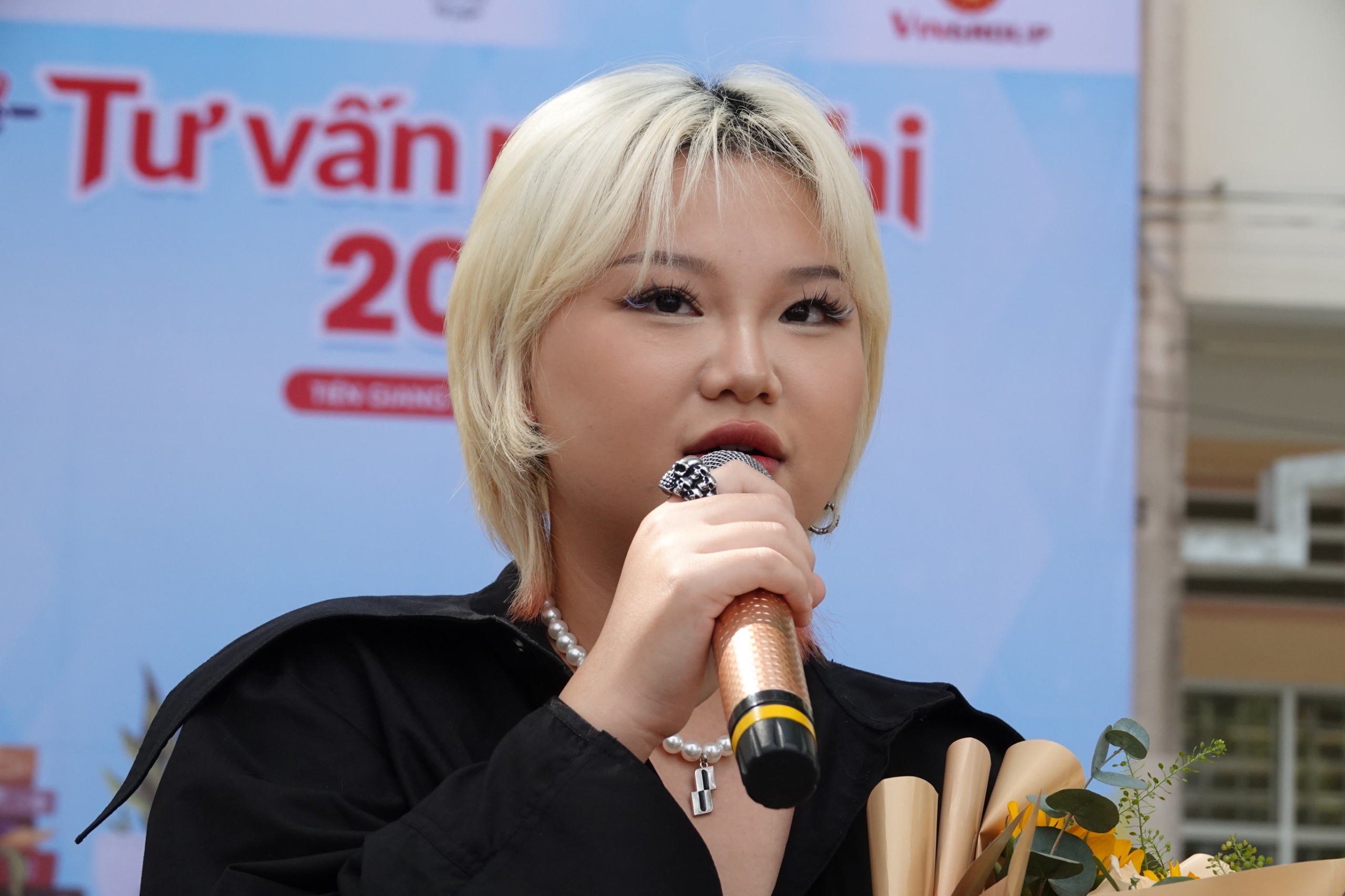 Hà Minh 'Vietnam Idol 2023' lần đầu nói về khó khăn khi theo con đường ca hát- Ảnh 2.