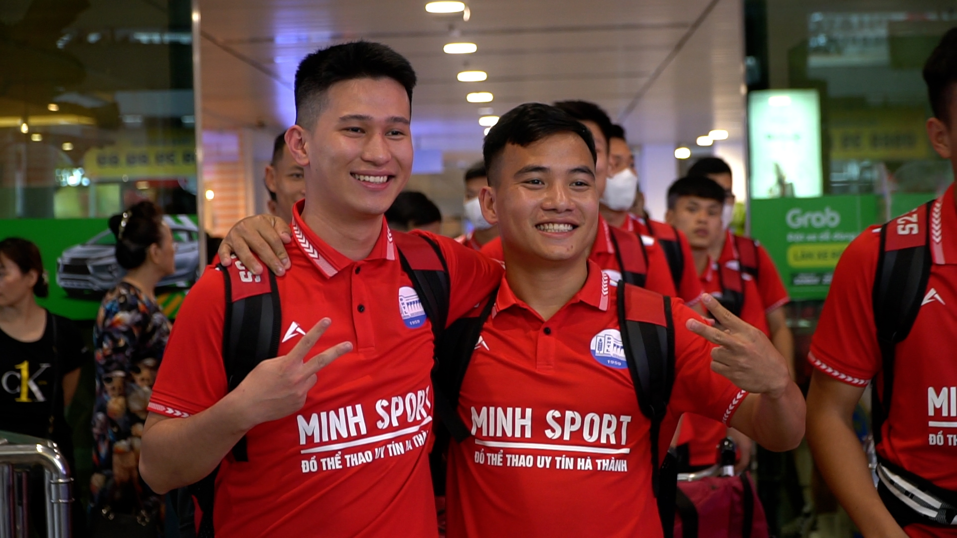 Dàn hot boy sinh viên Huế, Hà Nội đổ bộ TP.HCM chinh phục TNSV THACO Cup 2024- Ảnh 2.
