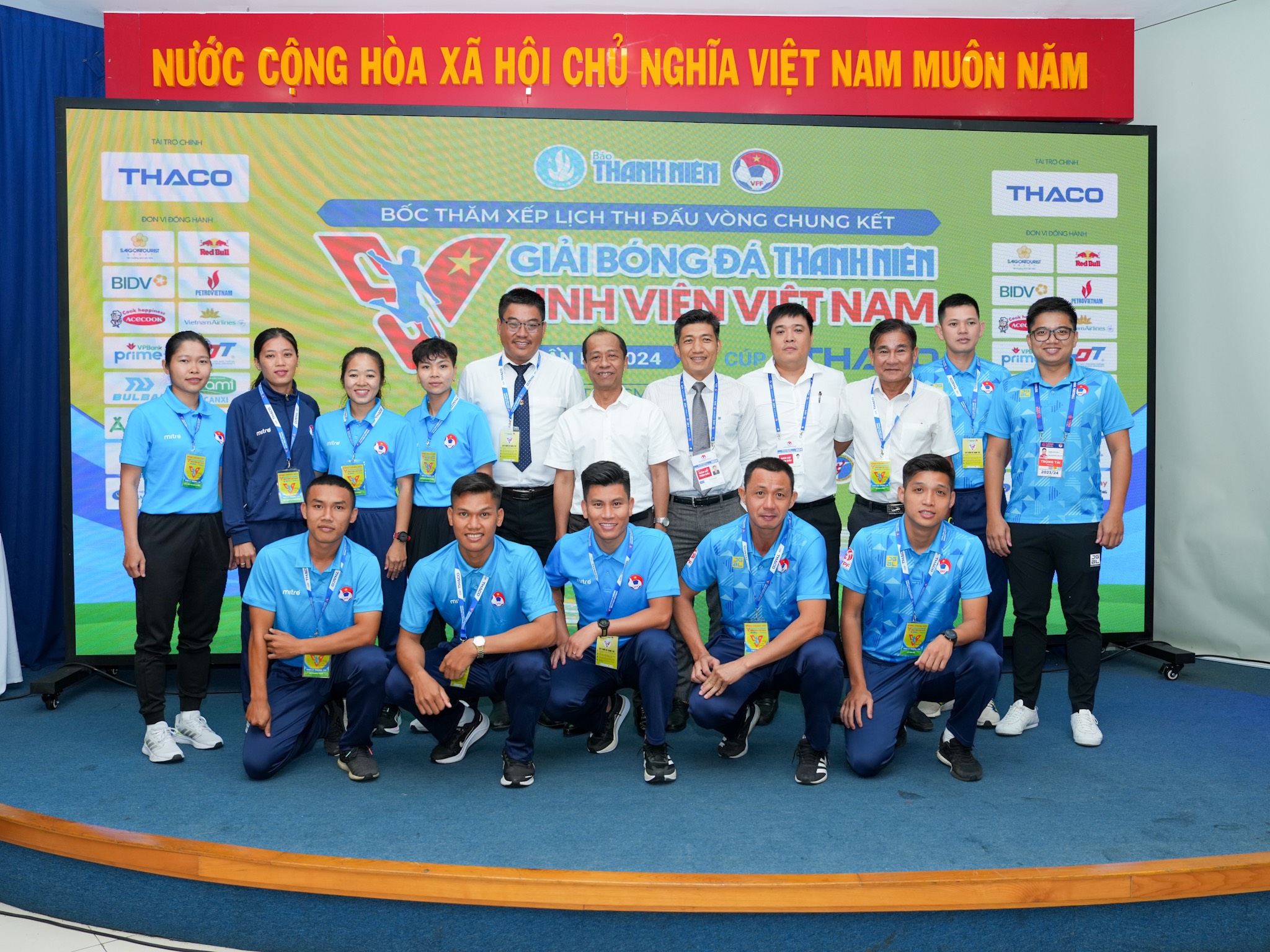 VCK TNSV THACO Cup 2024: Xuất hiện 2 bảng cực nóng, người trong cuộc nói gì?- Ảnh 8.