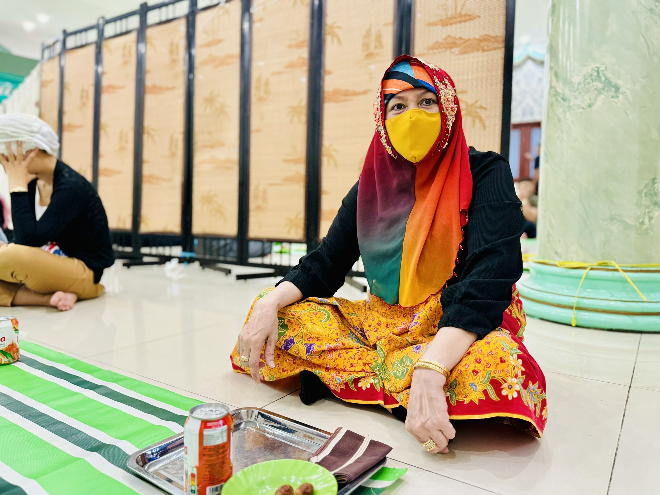 Người đạo Hồi ở TP.HCM trong tháng Ramadan: Cùng nhịn ăn, không uống khi mặt trời mọc trong cả tháng- Ảnh 1.