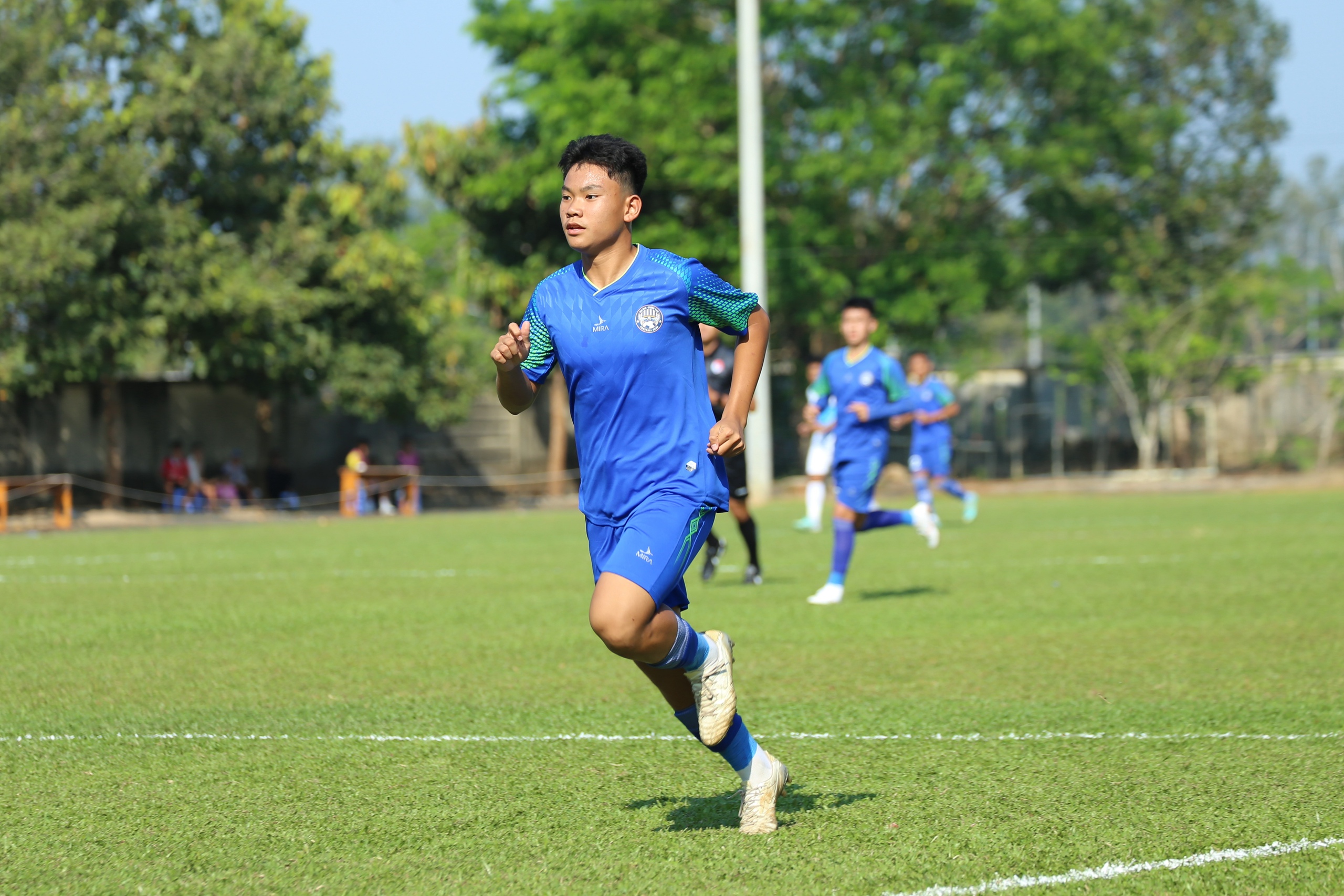 Quang Khôi đã có 8 bàn thắng ở vòng loại giải U.17 quốc gia