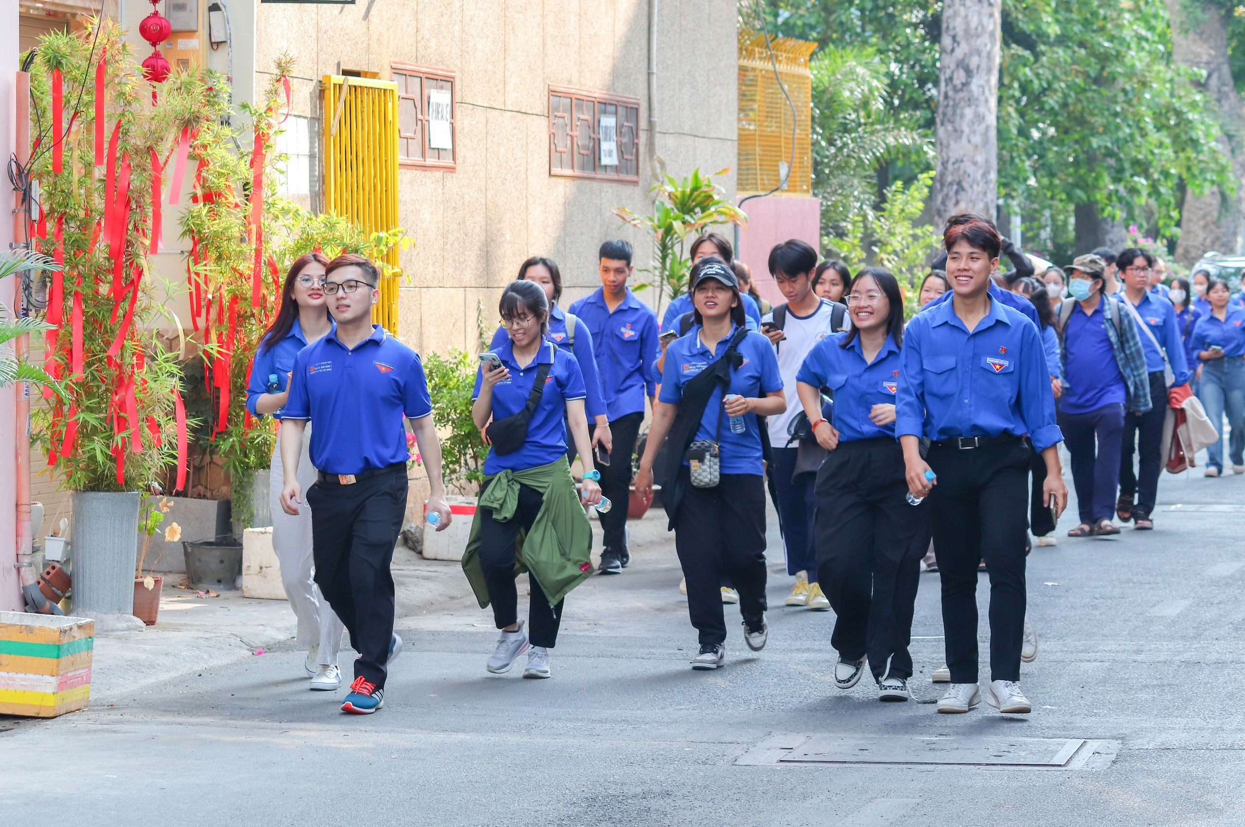 Người trẻ xuống đường chạy bộ vì cộng đồng- Ảnh 4.