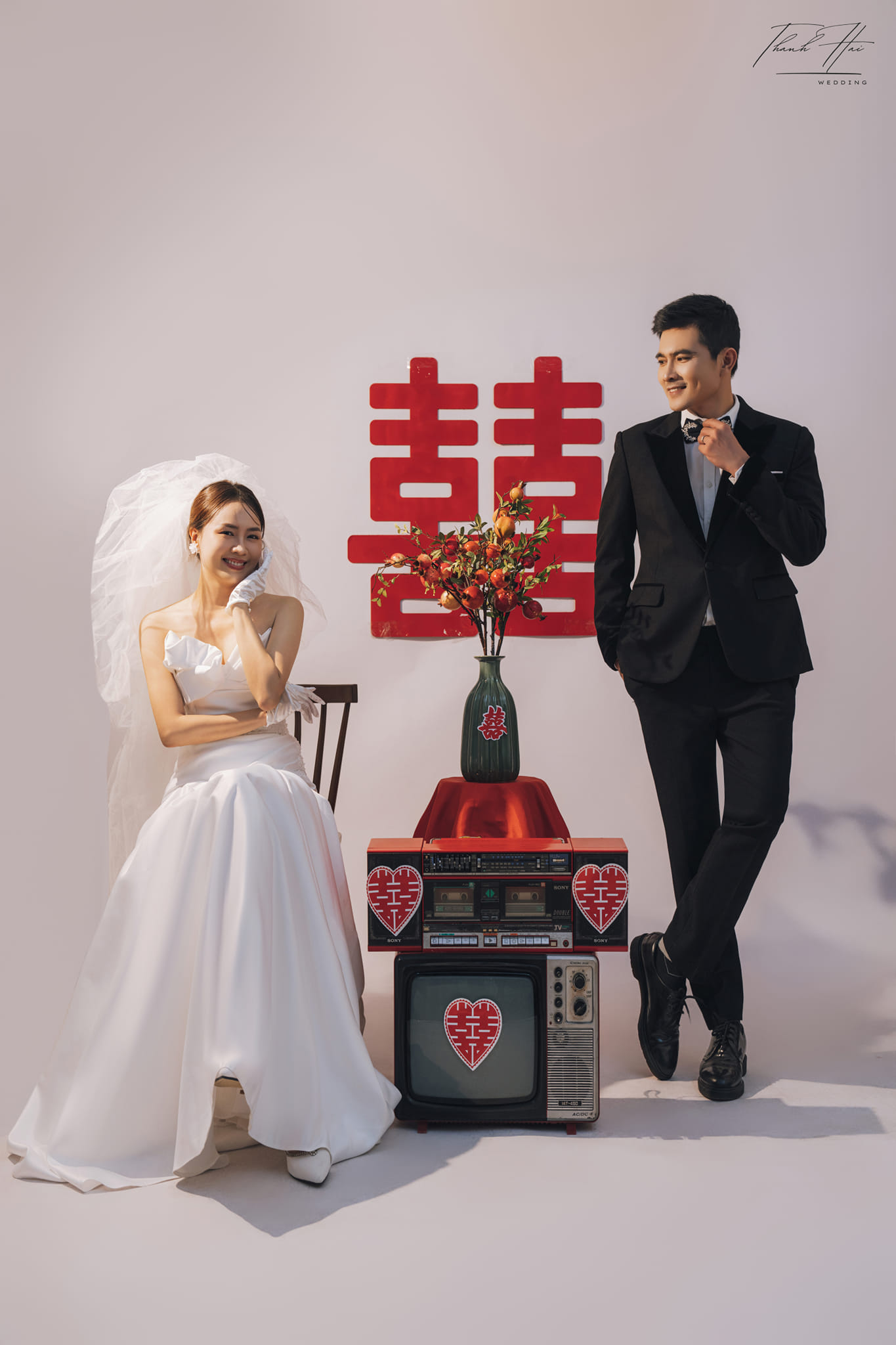 Bộ ảnh cưới ngọt ngào của 'vợ chồng' Hồng Diễm