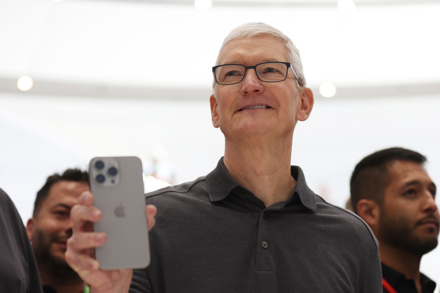 Apple Mất 490 Triệu Usd Vì Phát Ngôn Của Ceo Tim Cook