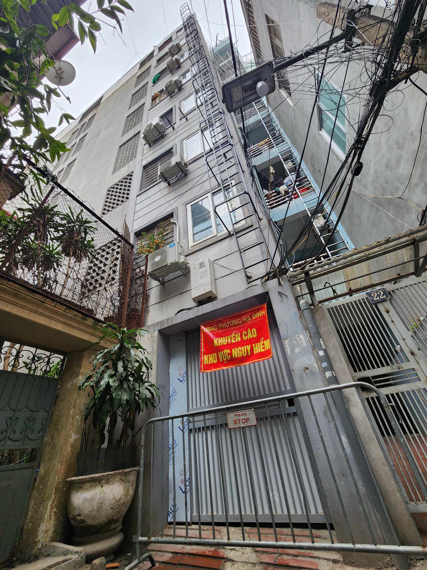 'Điểm mặt' những chung cư mini sai phép, vượt tầng ở nội thành Hà Nội- Ảnh 15.