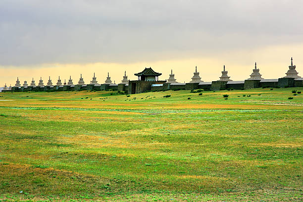 'Bỏ túi' các địa điểm du lịch Mông Cổ cho người lần đầu trải nghiệm- Ảnh 1.