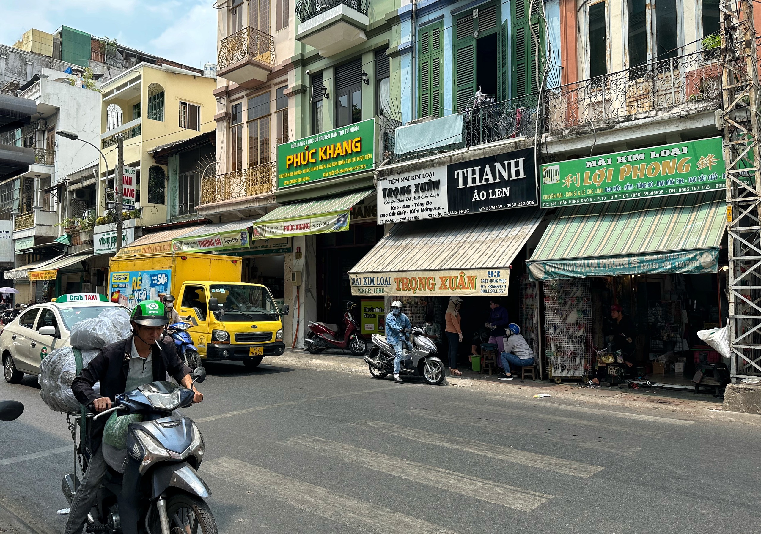 Phố mài dao kéo độc nhất ở Chợ Lớn: Nghề 'chơi dao' lắm lúc đứt tay!- Ảnh 6.