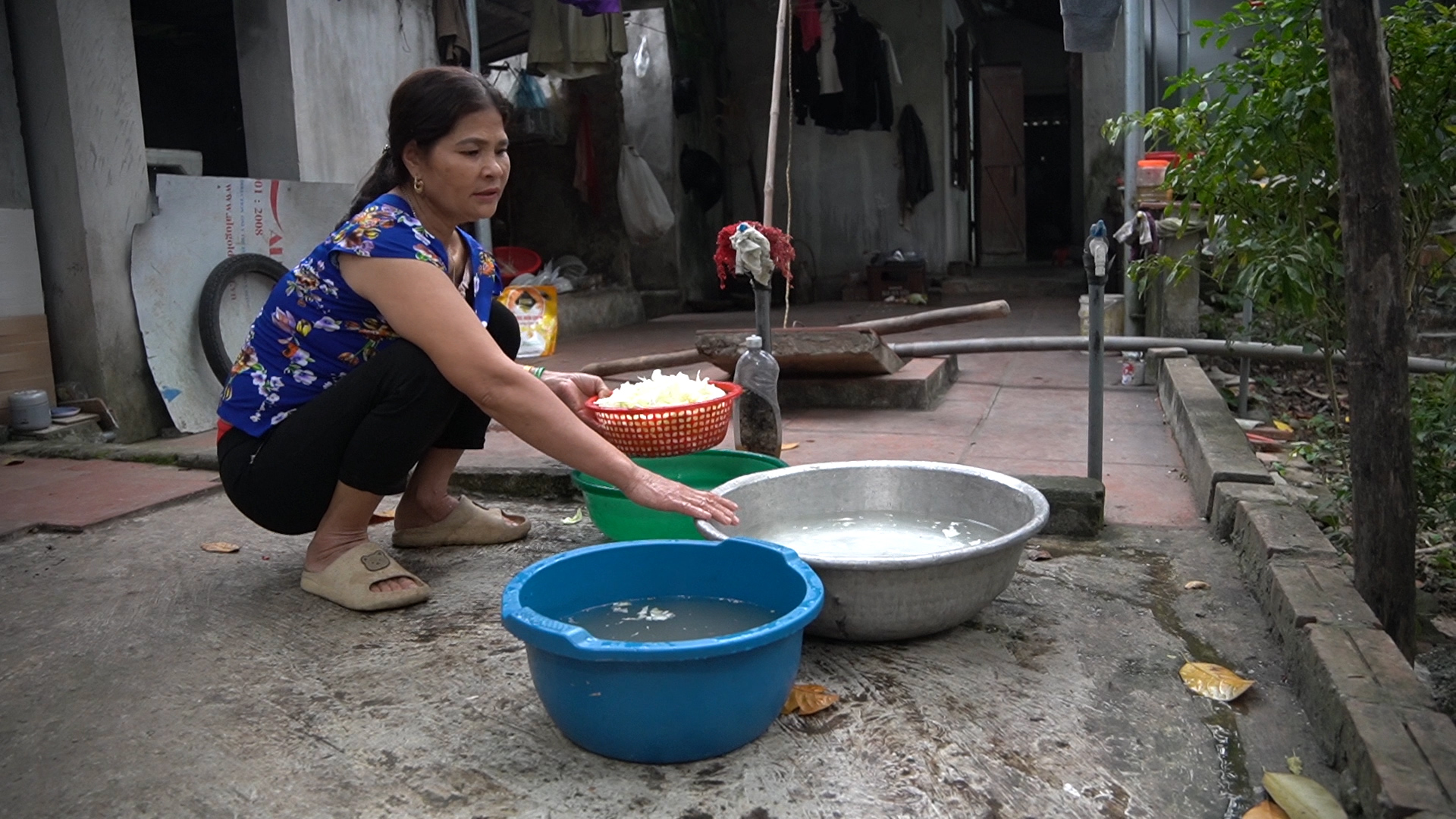 Phải mua nước giá ‘cắt cổ’ vì dự án nghĩa trang treo hơn 10 năm- Ảnh 1.