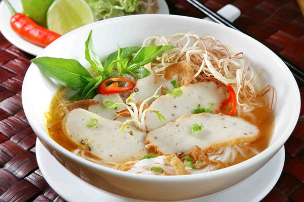 Dạo quanh Nha Trang lấp đầy chiếc bụng đói với các món ăn ngon này- Ảnh 3.