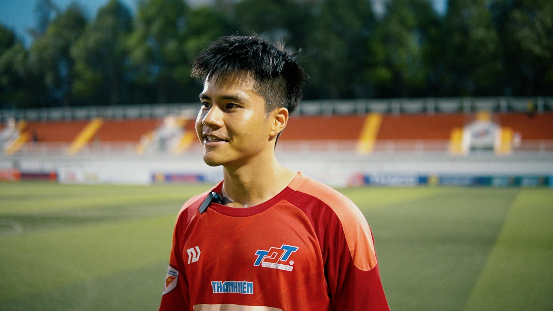 Con trai cựu tuyển thủ Lư Đình Tuấn: 'Ba là đặc ân của em'- Ảnh 3.
