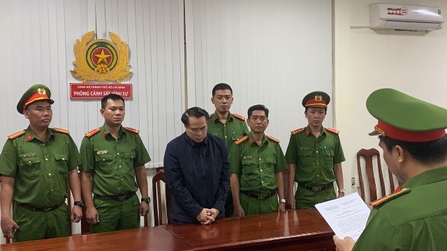 'Đại án' đăng kiểm: Cựu cục trưởng Đặng Việt Hà chịu trách nhiệm về hơn 40 tỉ đồng nhận hối lộ- Ảnh 1.
