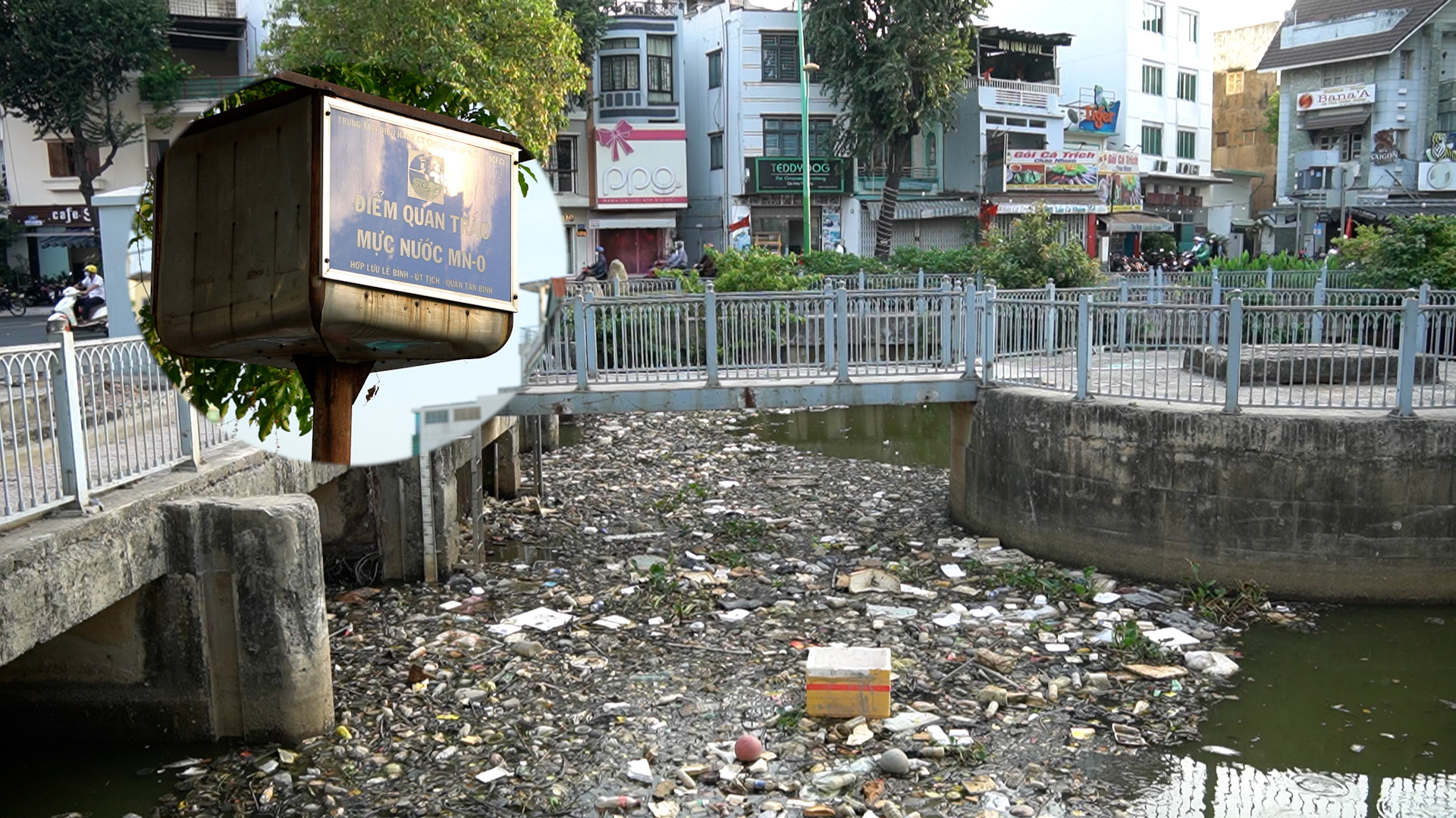 Mặt kênh Nhiêu Lộc - Thị Nghè thông thoáng trở lại sau nhiều ngày nỗ lực vớt rác- Ảnh 3.