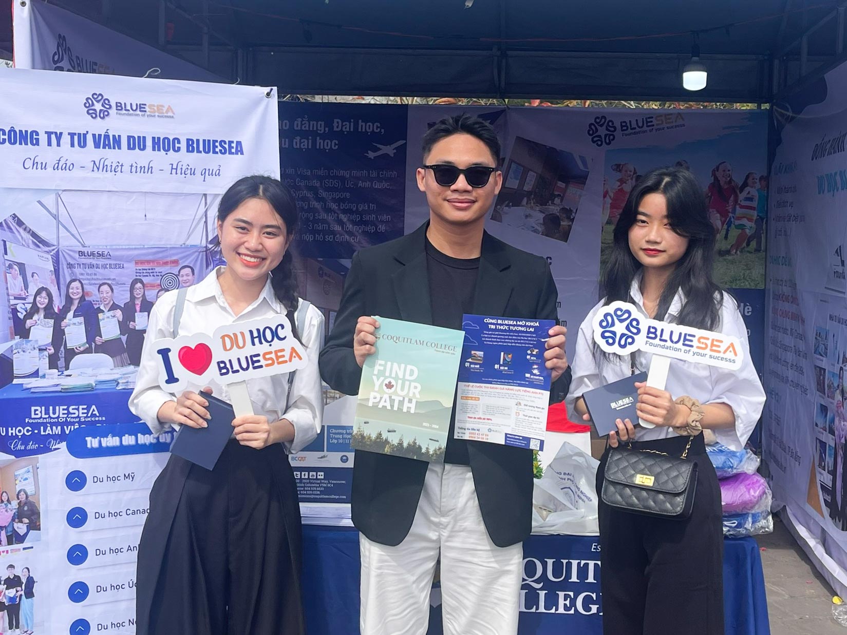 Tư vấn mùa thi: Hơn 2.000 học sinh Quảng Nam thích thú xếp hàng trải nghiệm- Ảnh 12.
