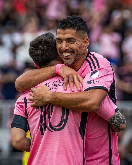 Messi và Suarez rực sáng đưa Inter Miami lên đỉnh MLS, sao trẻ Redondo sắp ra mắt- Ảnh 2.