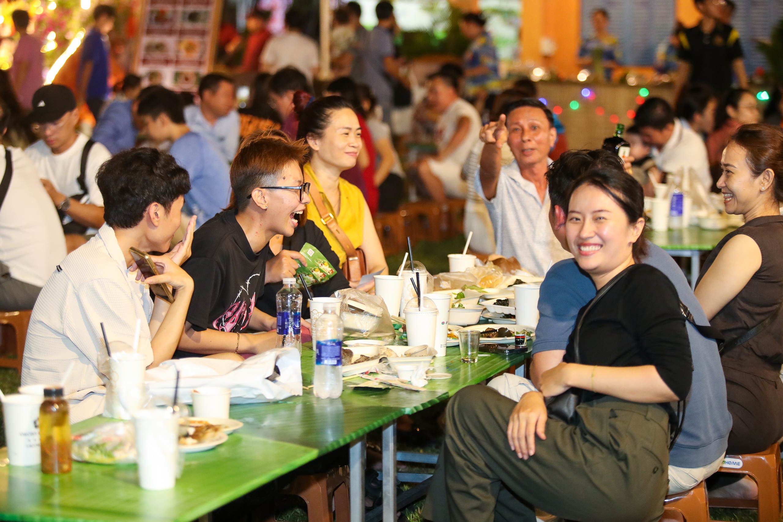 Cận cảnh món ngon vùng miền: thực khách ‘quên lối về’ ở lễ hội ẩm thực Việt- Ảnh 13.