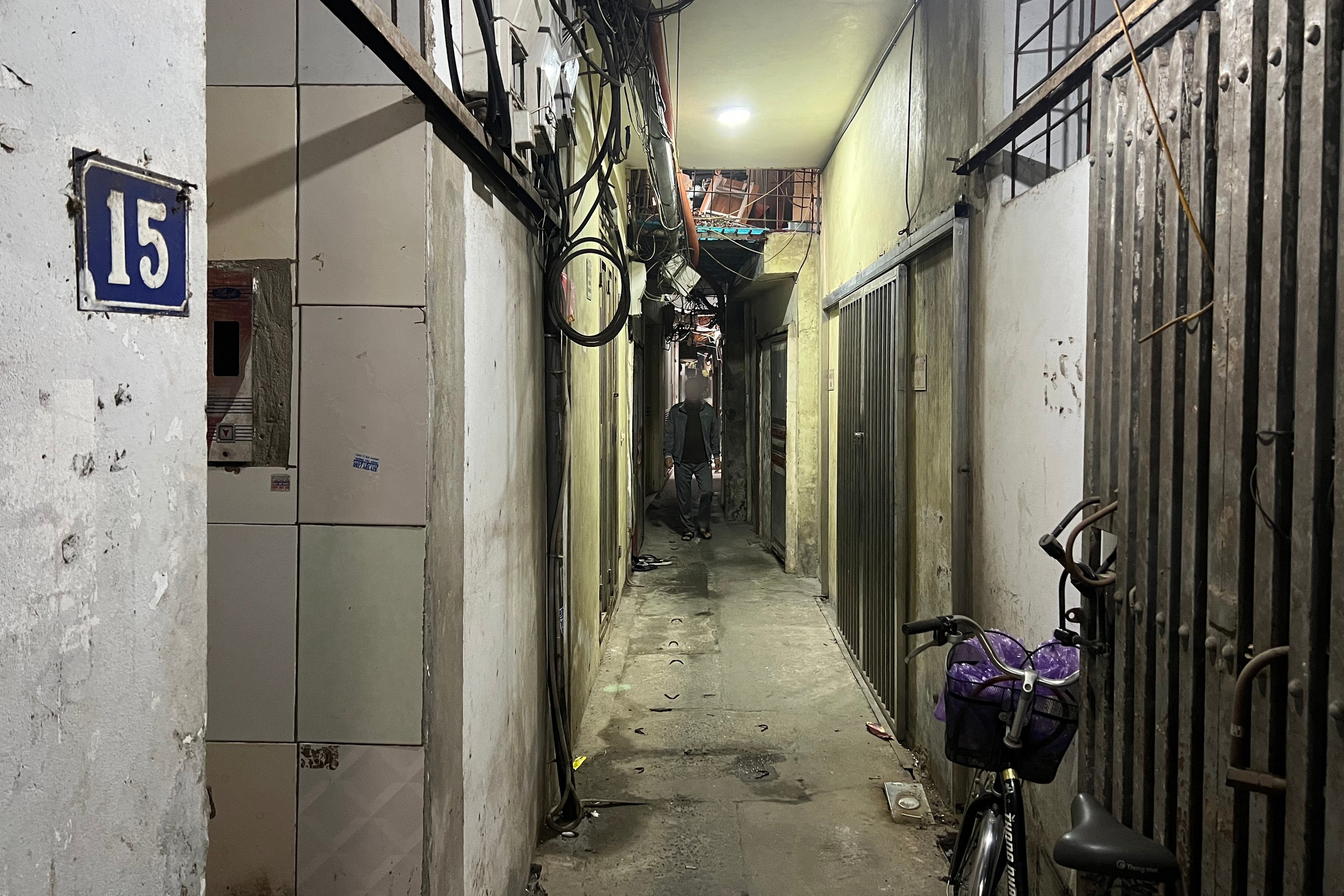 'Điểm mặt' những chung cư mini sai phép, vượt tầng ở nội thành Hà Nội- Ảnh 10.