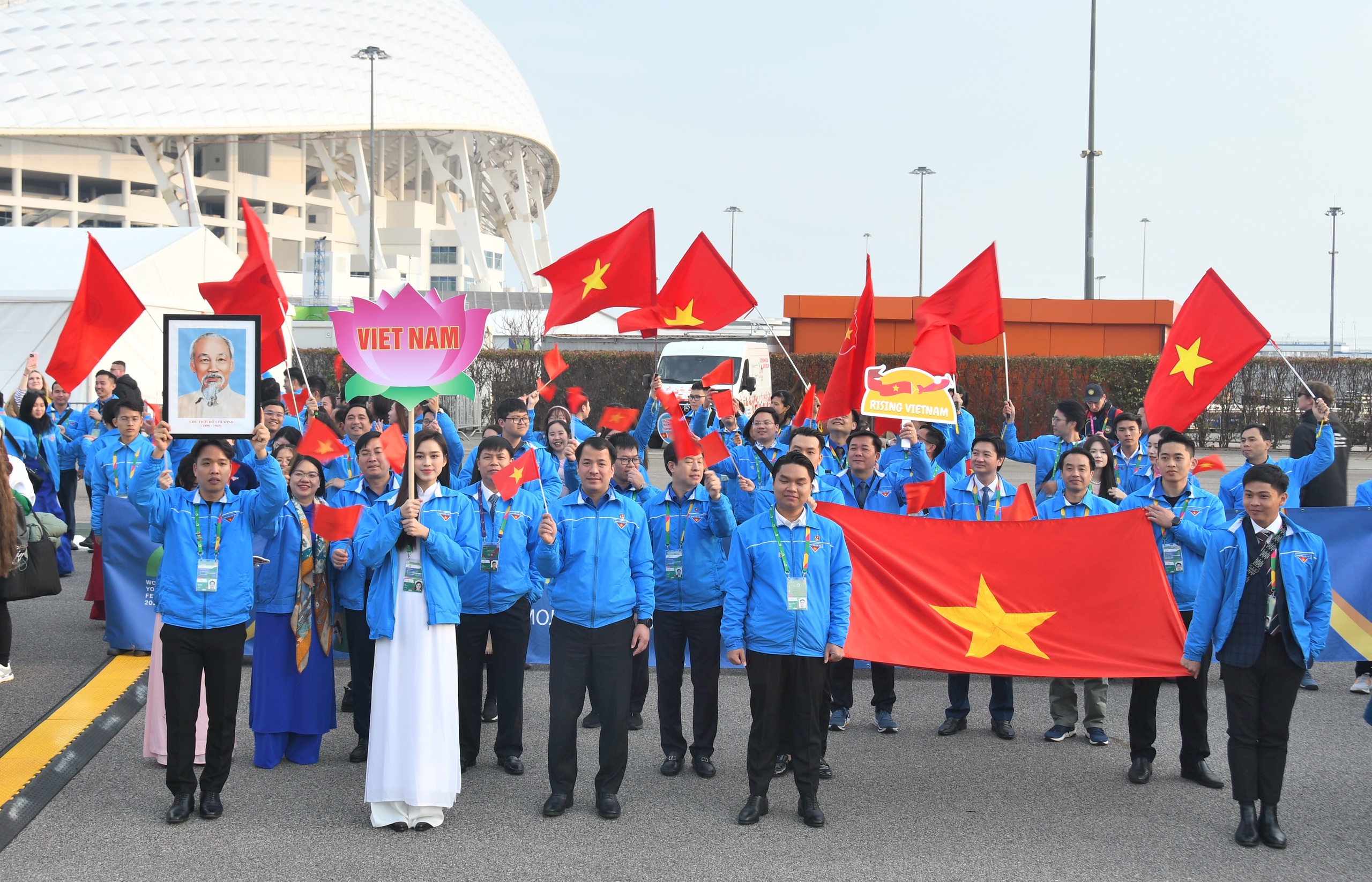 Buổi diễu hành ấn tượng của thanh niên Việt Nam với 180 quốc gia- Ảnh 4.