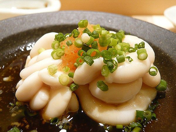 Bất ngờ với các món ăn độc đáo tại Nhật Bản: Tinh hoàn cá, thịt ngựa sống- Ảnh 2.