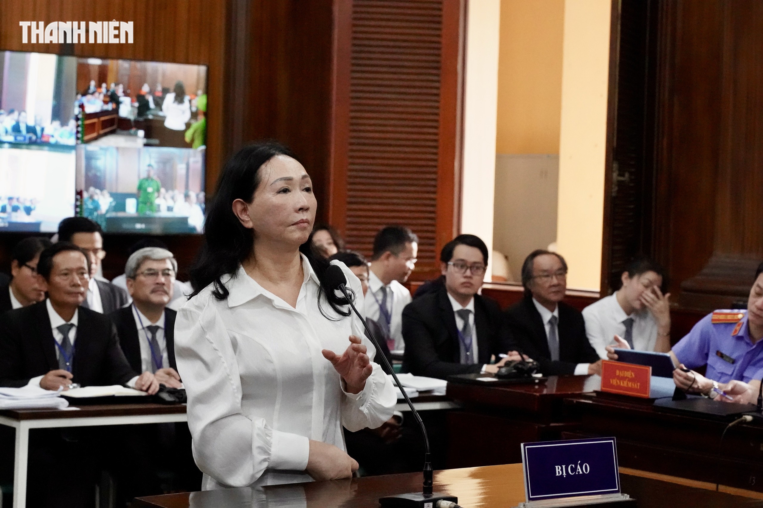 H&ocirc;m nay đấu gi&aacute; bộ kim cương 25 tỉ đồng của Trương Mỹ Lan- Ảnh 1.