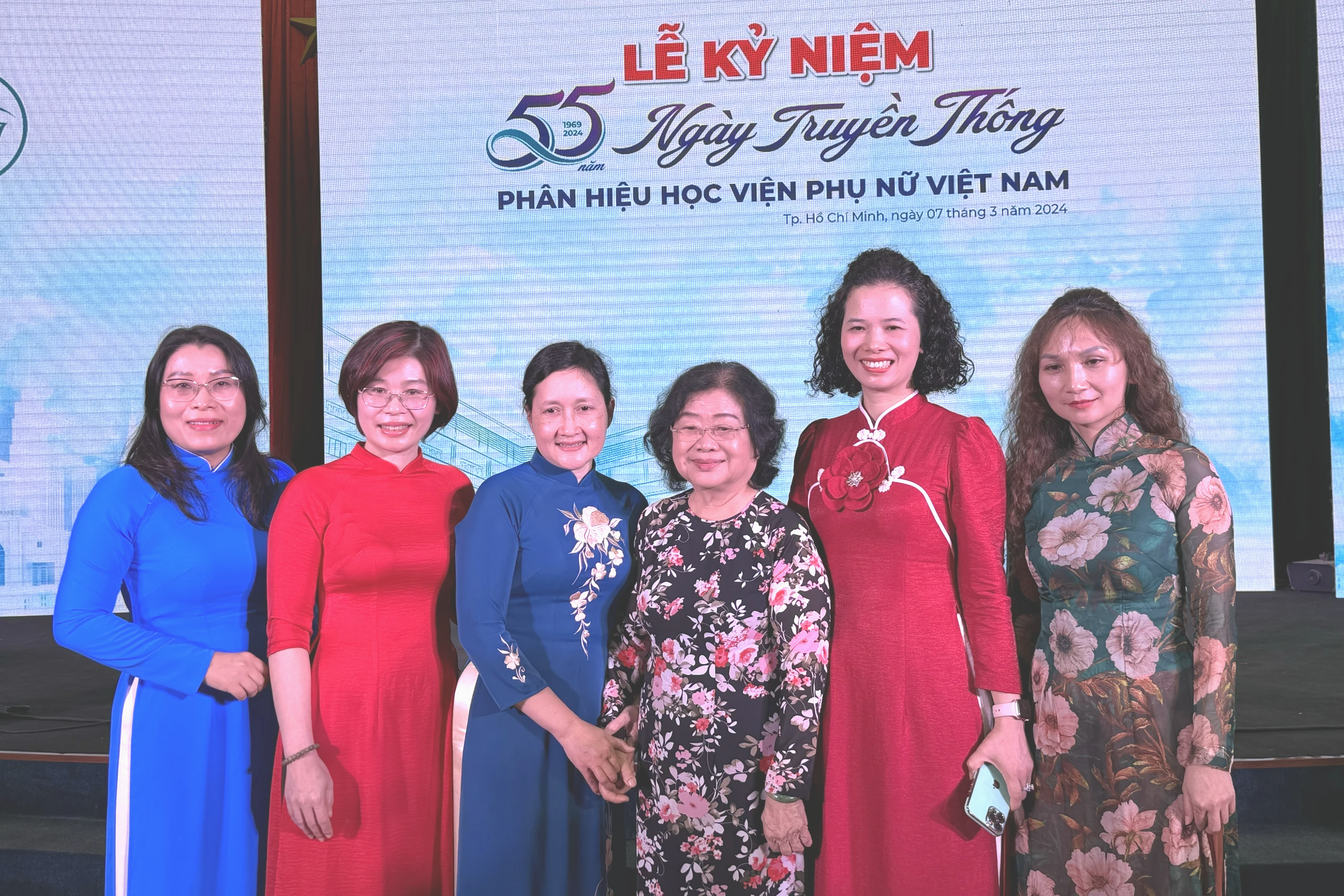 Phân hiệu Học viện Phụ nữ Việt Nam: Gắn liền với phát triển phong trào phụ nữ- Ảnh 2.