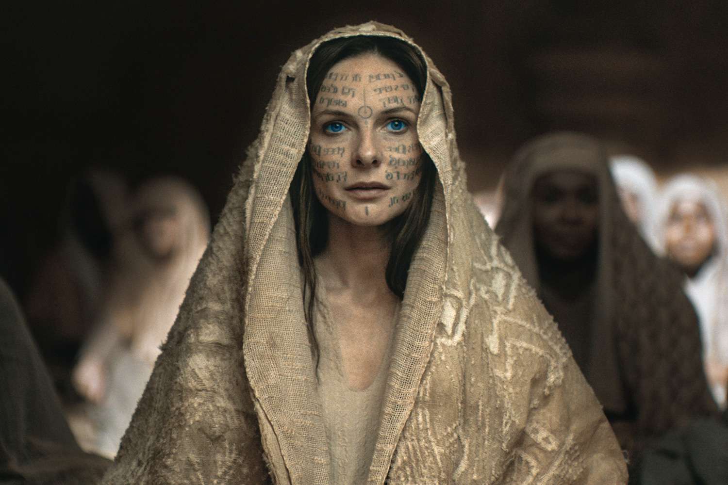 Phục trang nữ giới tỏa sáng trong 'Xứ cát' phần 2- Ảnh 9.