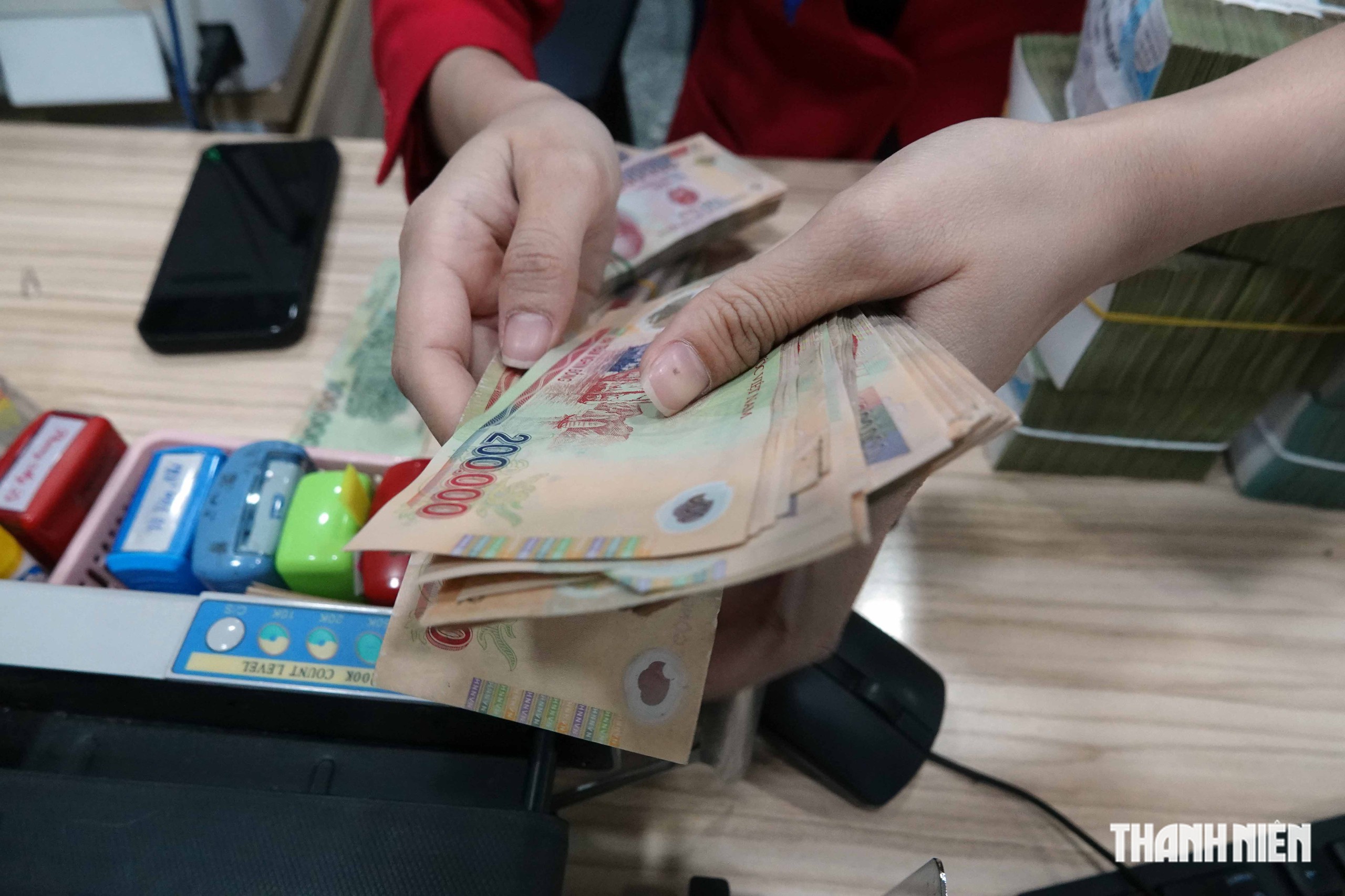 Trúng thưởng, trúng xổ số trên 20 triệu đồng, tính thuế thu nhập cá nhân thế nào?- Ảnh 1.