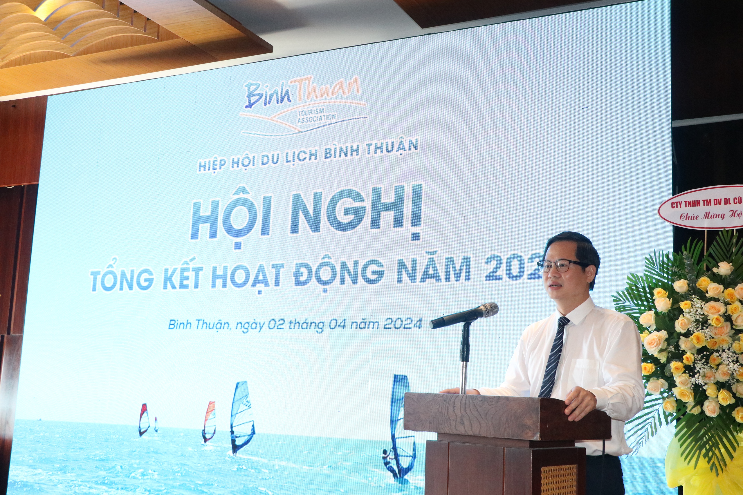 Γιατί οι τουρίστες στο Μούι Νε «πηγαίνουν μόνο το πρωί και επιστρέφουν το απόγευμα»; - Φωτογραφία 4. Vì sao khách du lịch Mũi Né chỉ 'sáng đi chiều về'?- Ảnh 4.