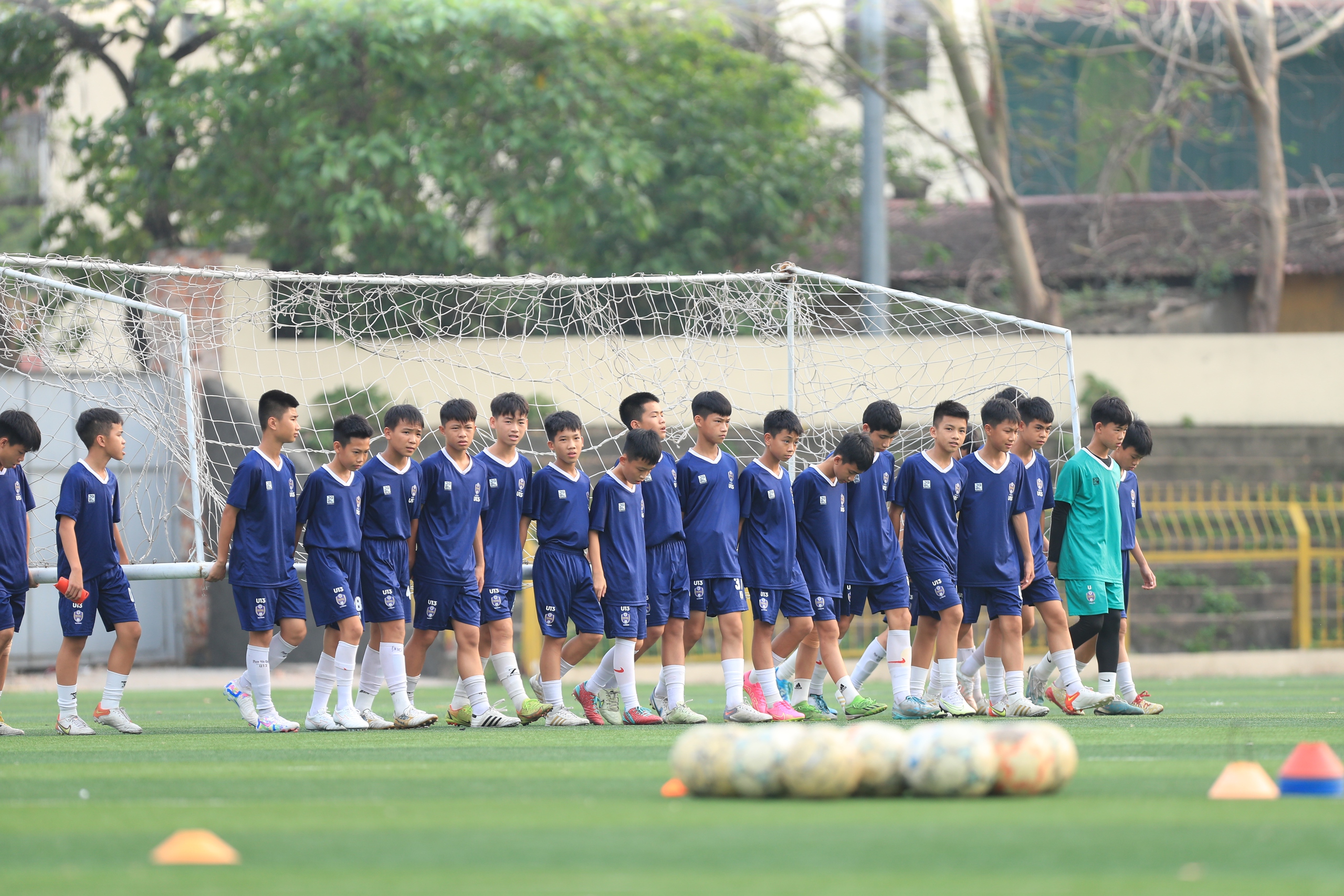 Bên trong trung tâm bóng đá 'độc lạ', nơi con trai Thành Lương nuôi giấc mơ thành cầu thủ- Ảnh 5.
