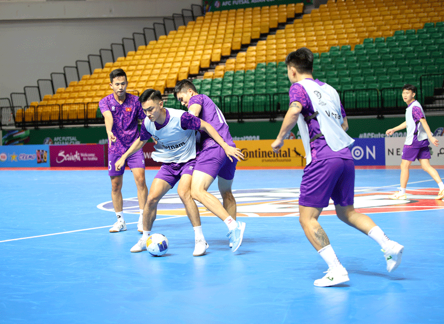 Đội tuyển Việt Nam chuẩn bị đặc biệt trước đối thủ mạnh ở tứ kết châu Á- Ảnh 1.