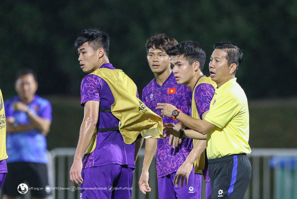 HLV Hoàng Anh Tuấn tiết lộ mục tiêu bất ngờ của U.23 Việt Nam khi đấu Uzbekistan- Ảnh 2.