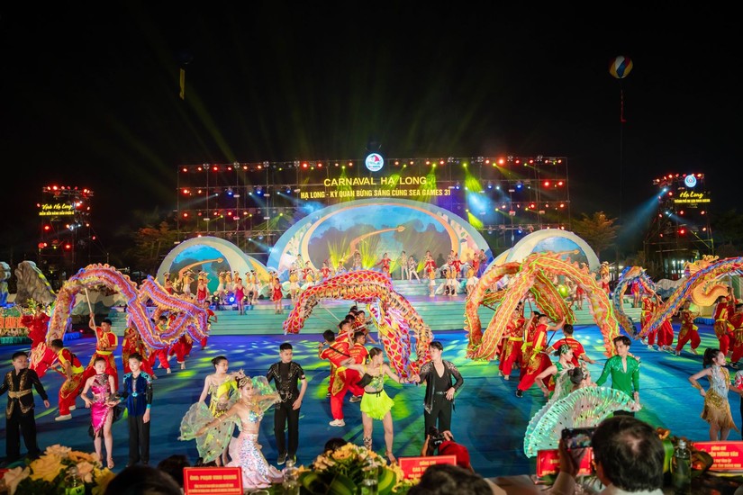 Carnaval Ha Long là sự kiện thường niên hấp dẫn du khách