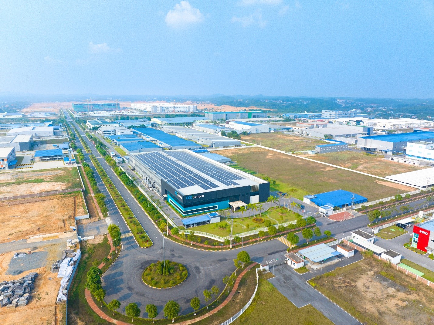 GELEX tiếp tục lọt Top 50 doanh nghiệp tăng trưởng xuất sắc Việt Nam 2024- Ảnh 2.