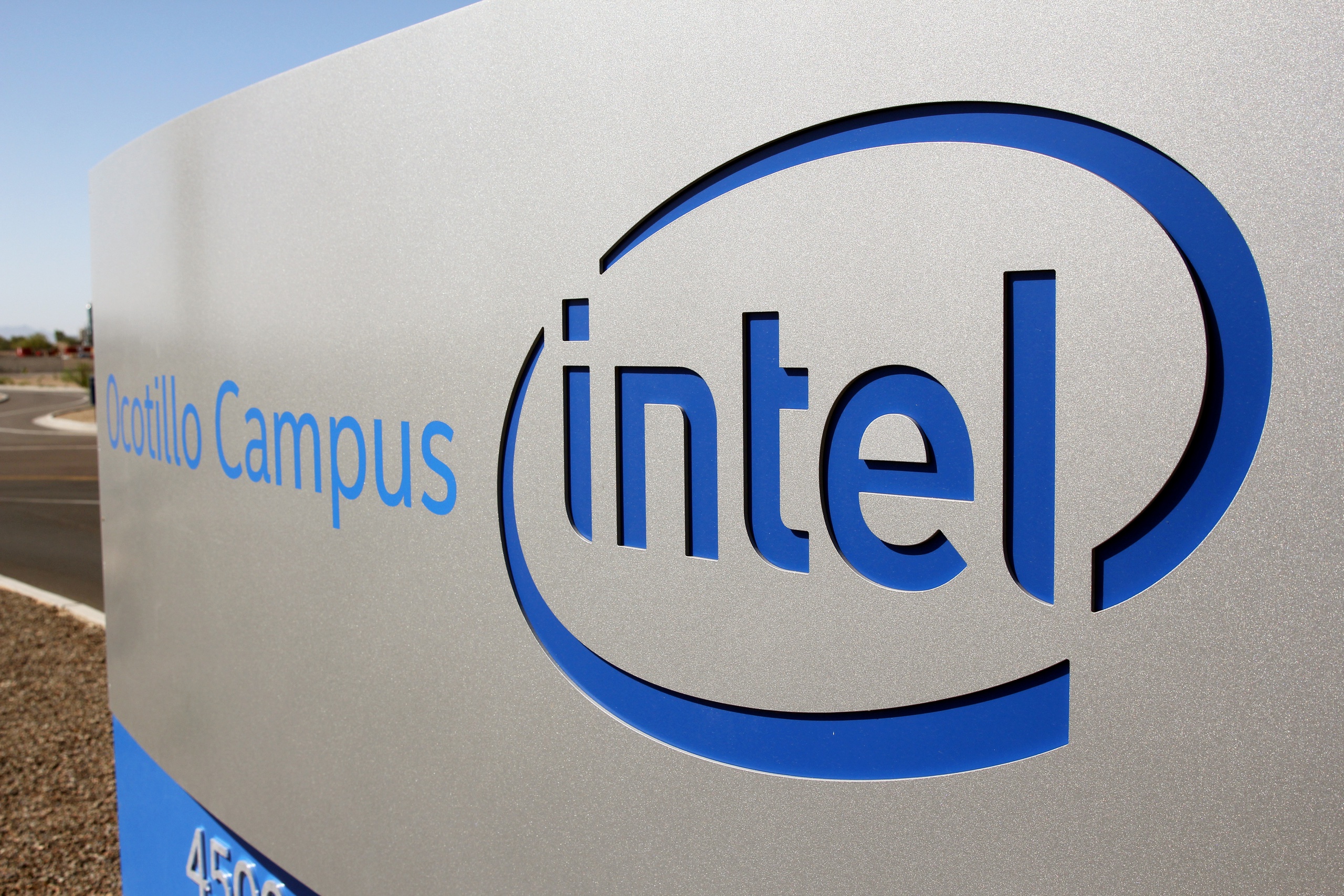 Mảng sản xuất chip của Intel lỗ 7 tỉ USD- Ảnh 1.
