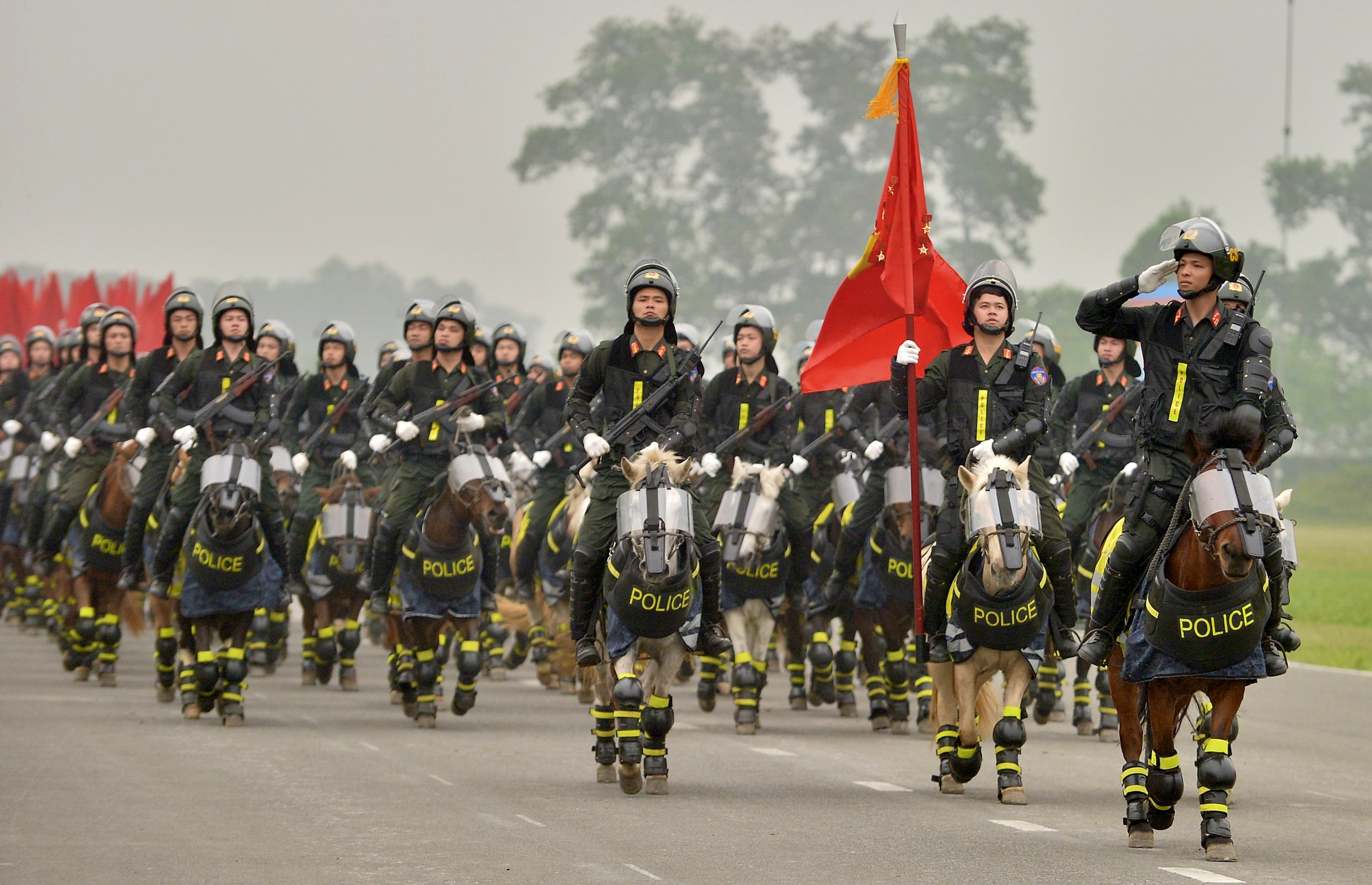 3 đại tướng kiểm tra hợp luyện diễu binh kỷ niệm chiến thắng Điện Biên Phủ- Ảnh 22.