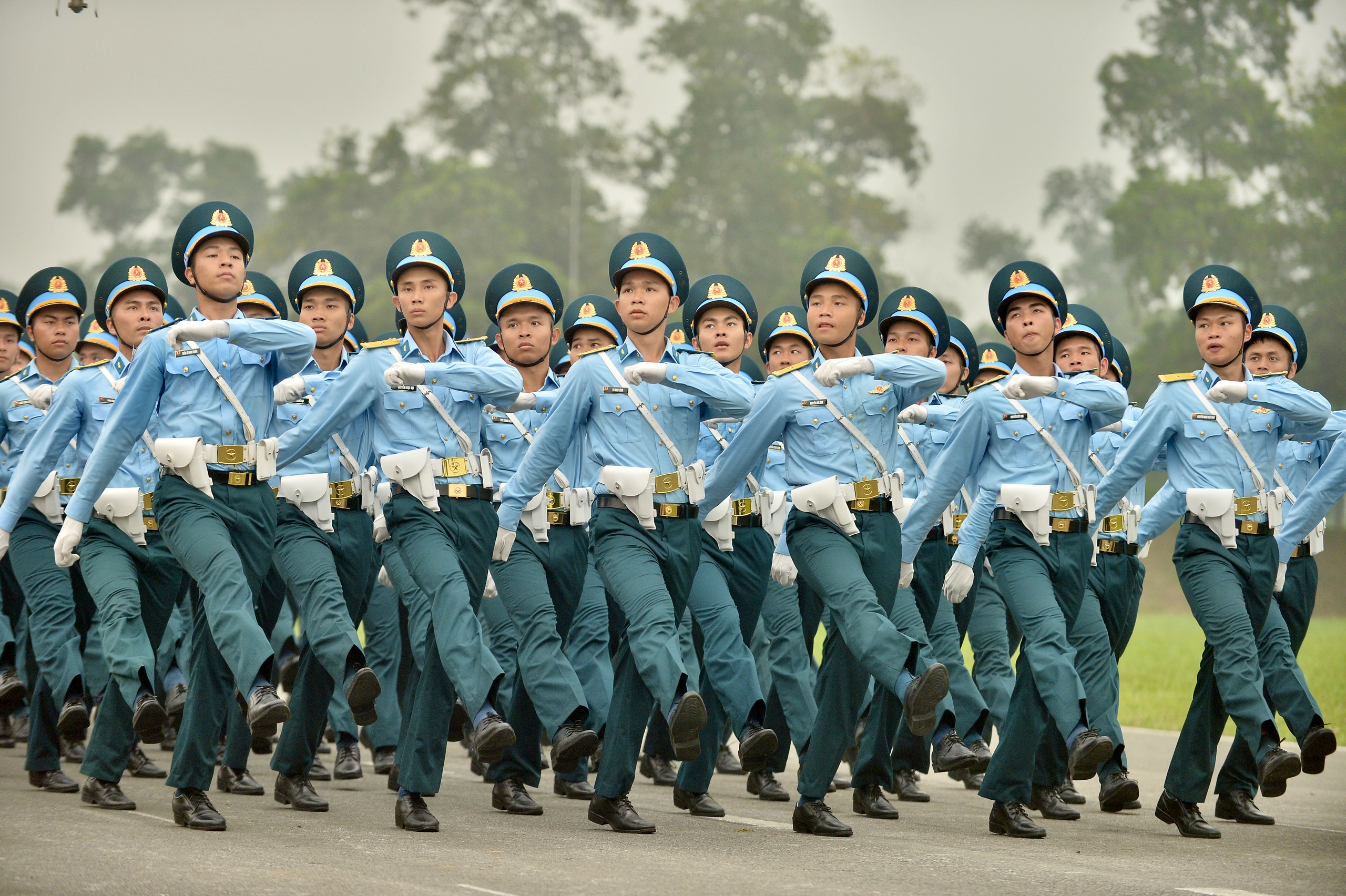 3 đại tướng kiểm tra hợp luyện diễu binh kỷ niệm chiến thắng Điện Biên Phủ- Ảnh 12.